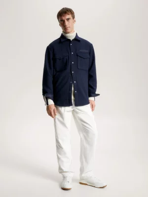 Camisa de corte justo com logo do arquivo