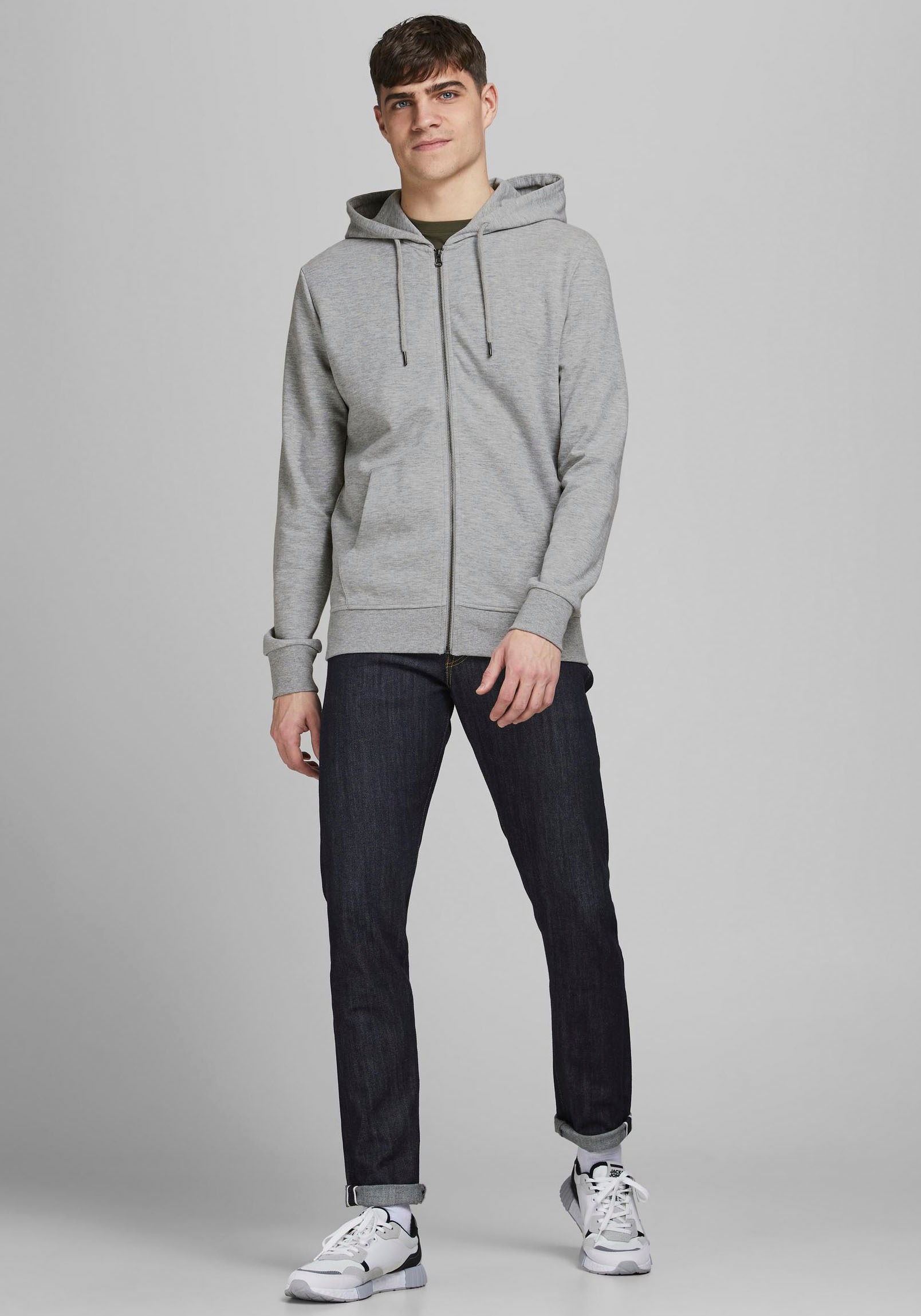 Jack & Jones Kapuzensweatjacke »JJEBASIC Hoodie mit Rippbündchen und angenehmem Tragegefühl«, unifarben, modisch, regular fit, Baumwollmischung, Rundhals