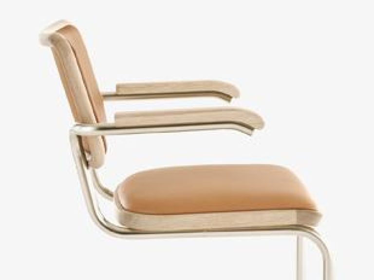 Thonet JS. THONET a personal Interpretation by Jil Sander S64 P Nordic stoel met armleuning,wit/Burnt Walnut
