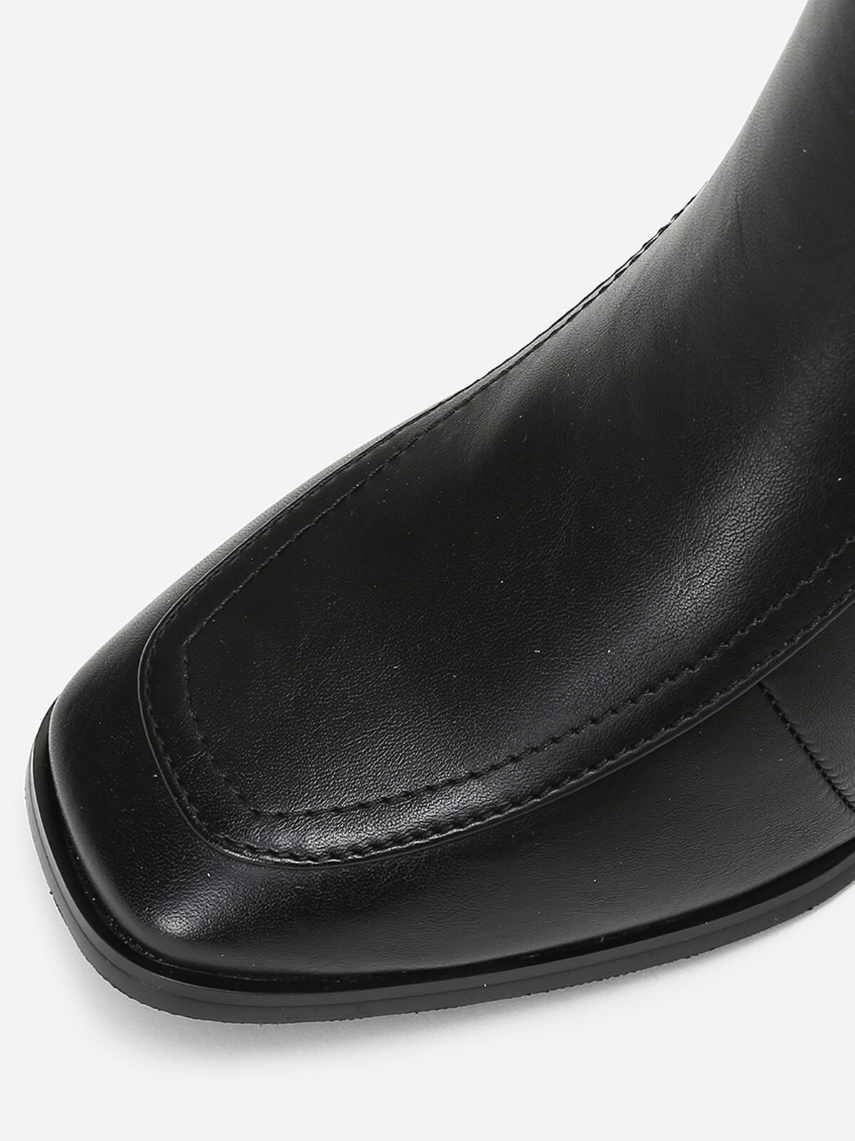 Bottines à talon et bout carrés avec bride- Noir