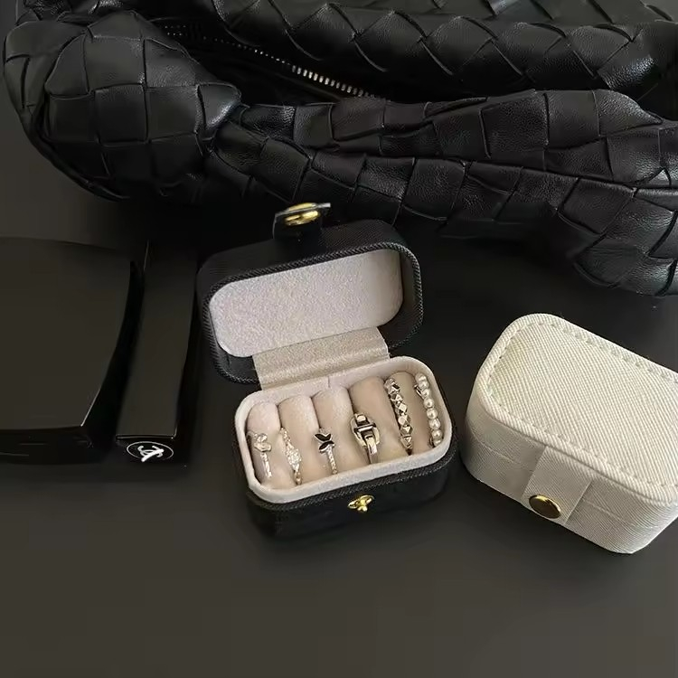 Mini Leder Schmuckschatulle Reise Aufbewahrungsbox Organizer für Ringe / Ohrringe - Rosa