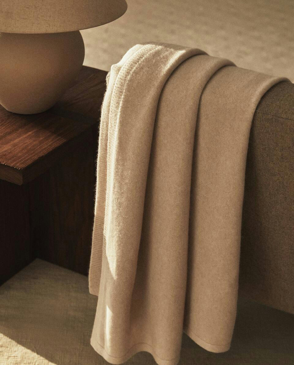COBERTOR DE TRICÔ DE CASHMERE