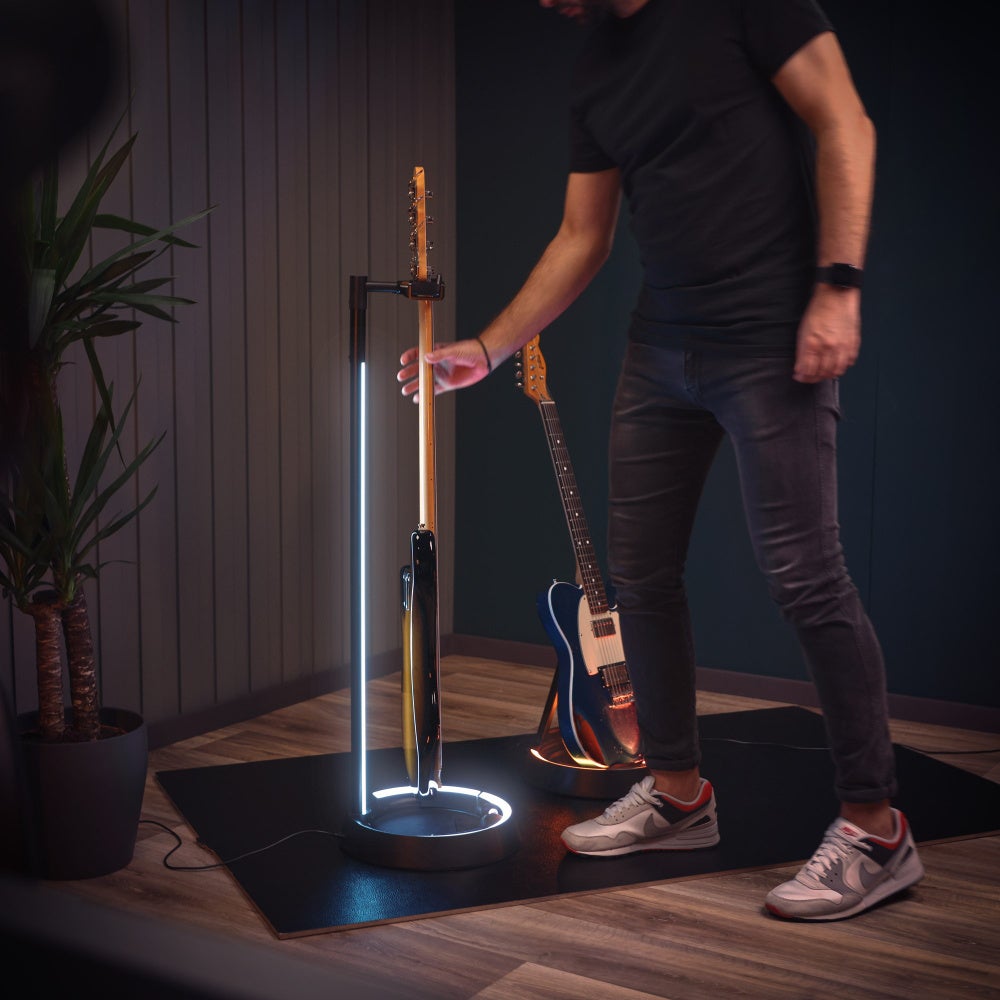 Gravity Guitar GLOW STAND Neckhug gitaarstatief met sfeerverlichting