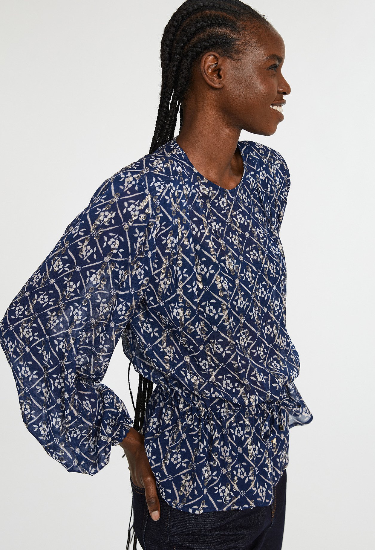 Blouse &agrave; motifs fleuris