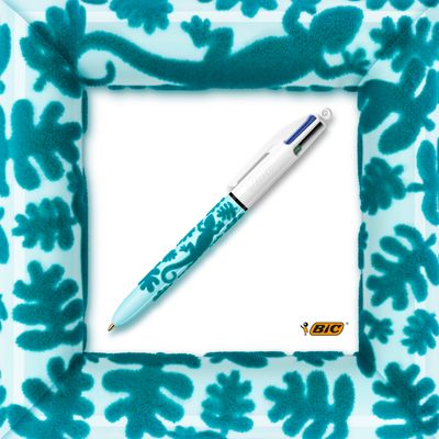 BIC 4 Couleurs Velours - 12 Stylos à bille 4 couleurs - corps assortis motif jungle