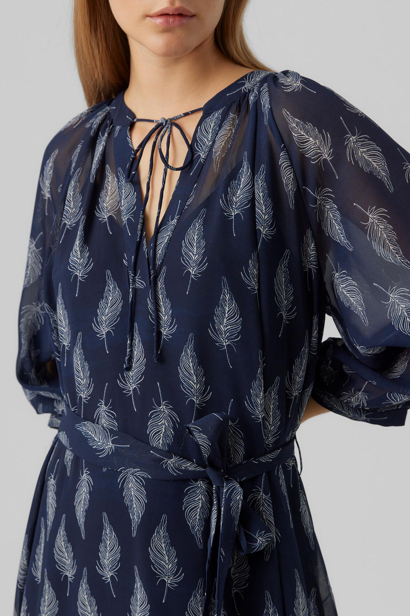 Vestido de manga 2/4 com decote em V - Azul marinho