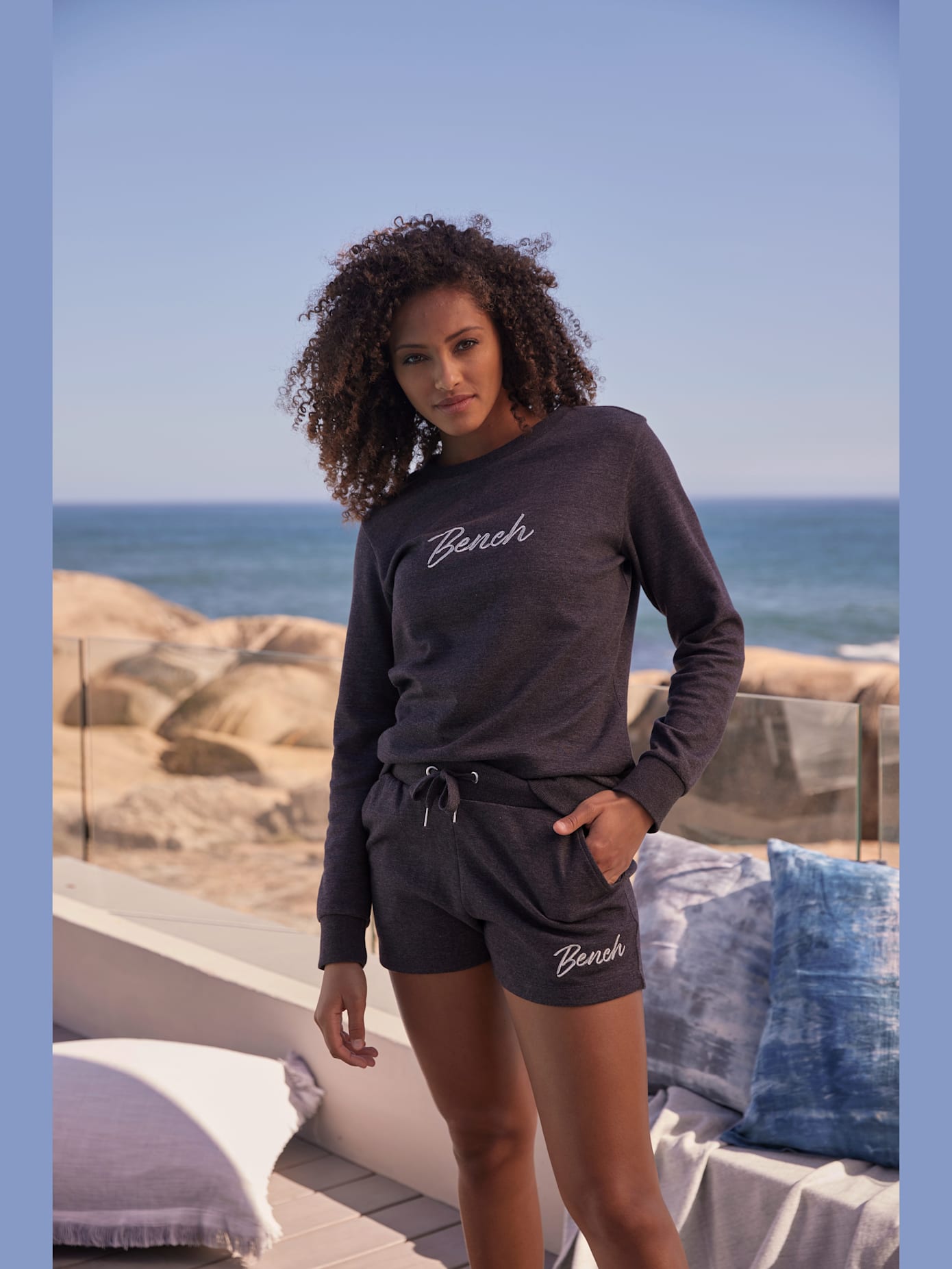 Sweatshirt basique à encolure ronde