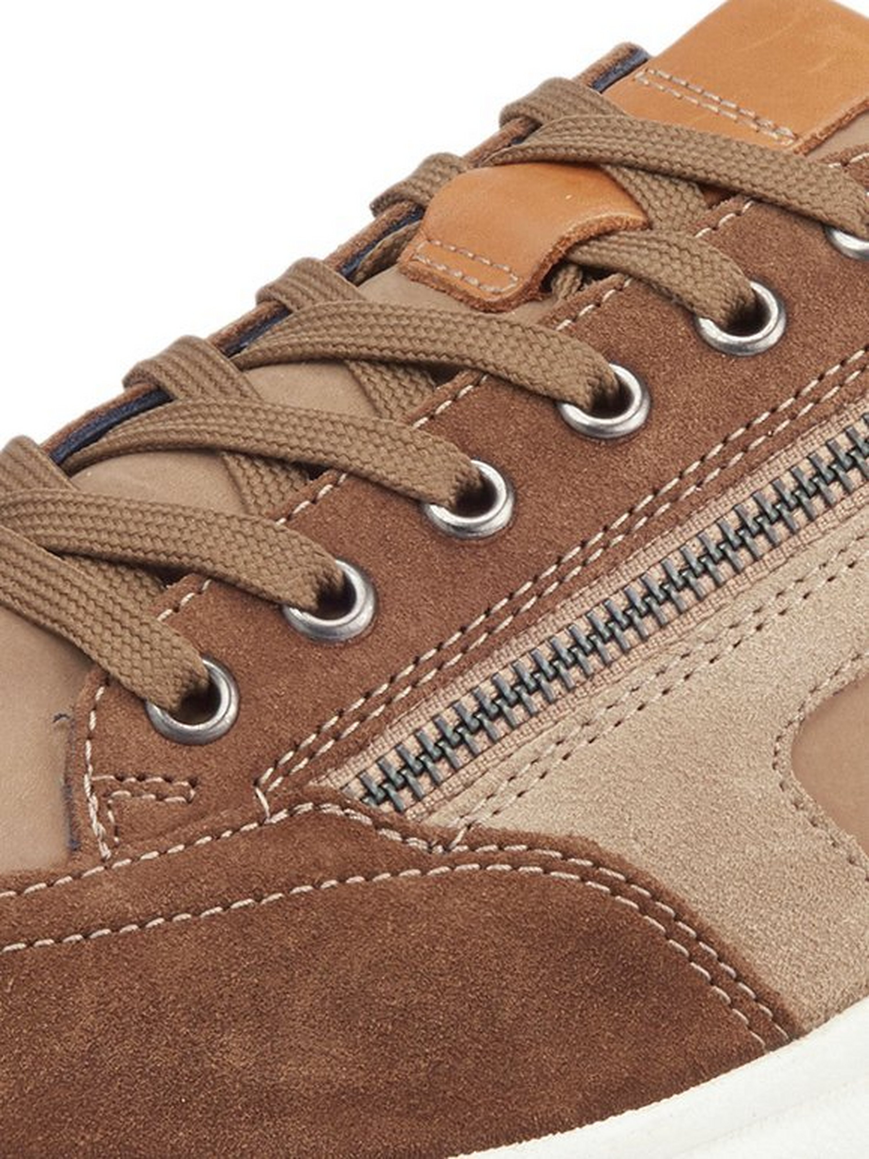 Sneaker Turibio