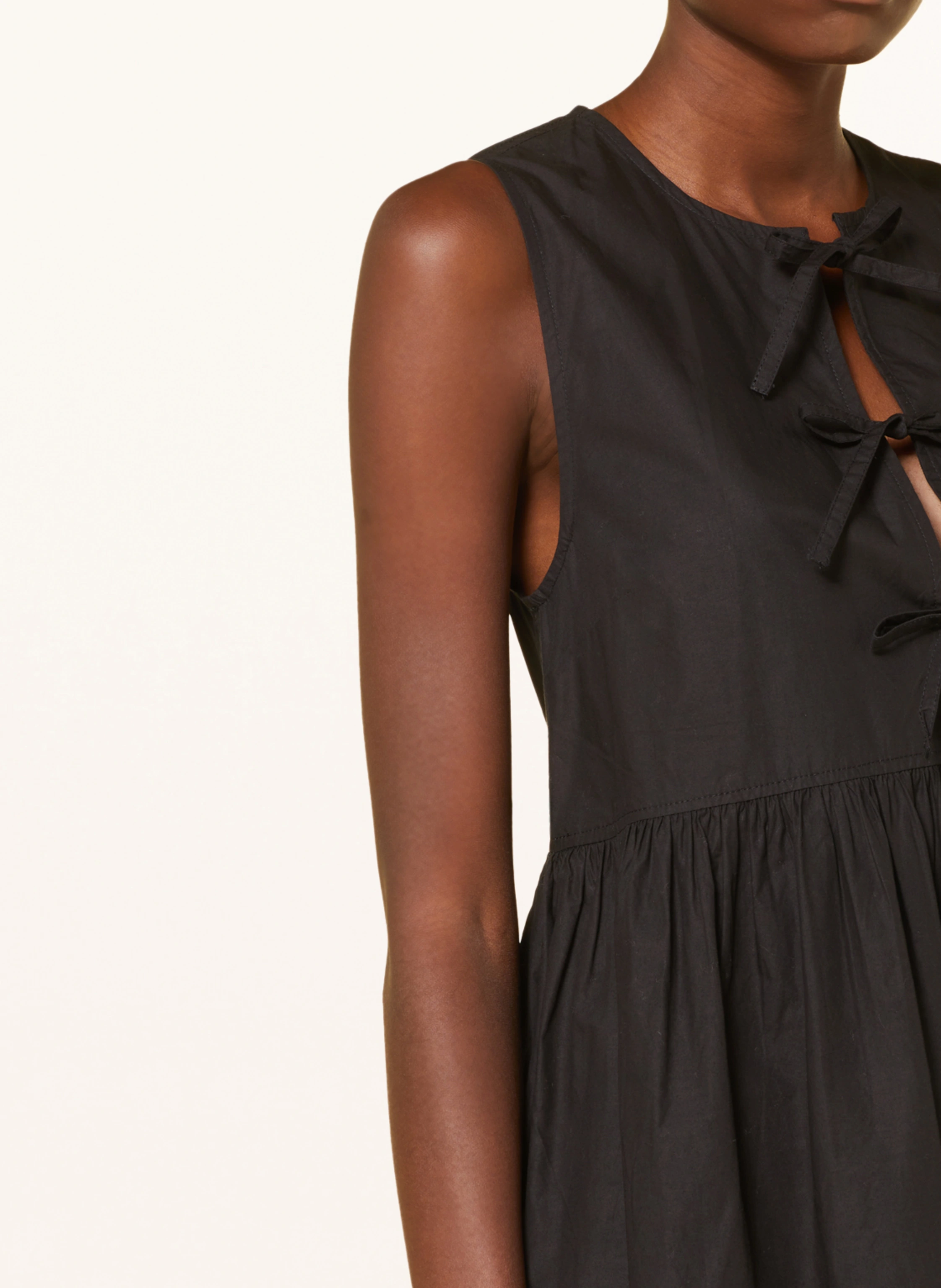 GANNI Kleid mit Cut-outs
