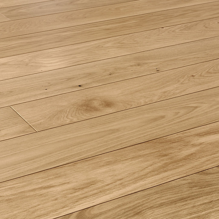 Parquet massif à clipser Visby M en chêne verni blond