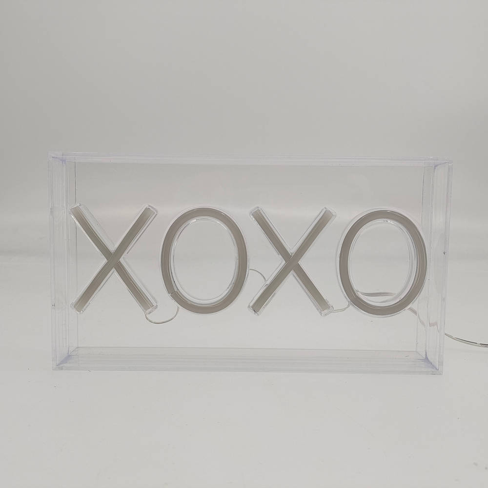 Neon lamp box XOXO