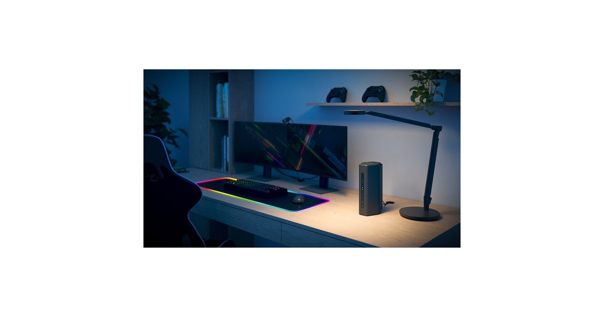 NetgearNighthawk WiFi 7 router RS300  (Zwart)