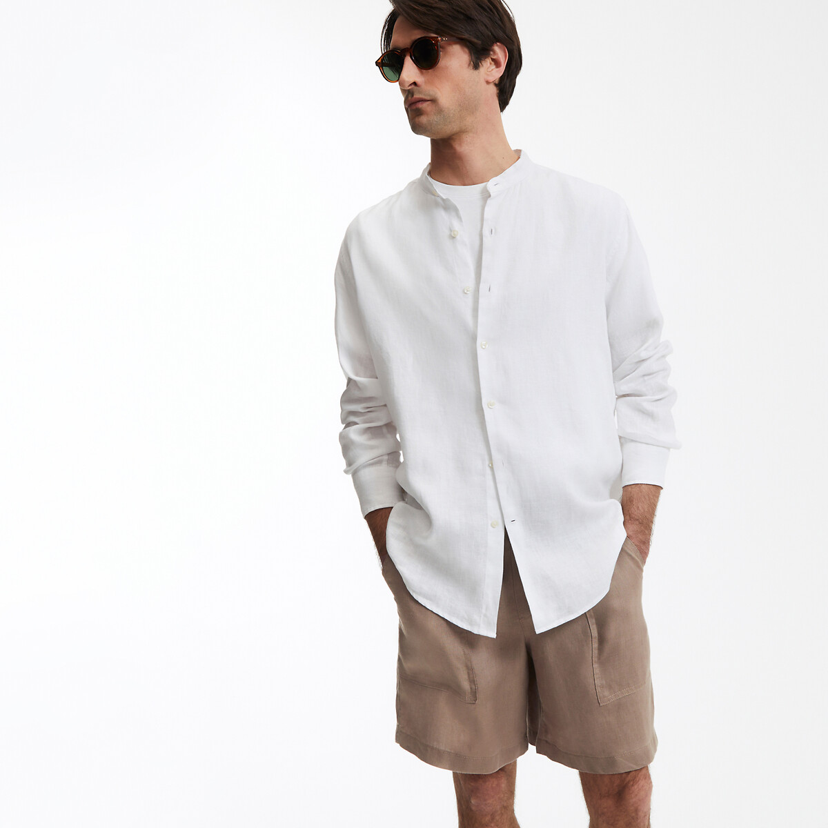 COLEÇÕES LA REDOUTE<br>Camisa reta, gola mandarim, em linho, assinatura AURELE