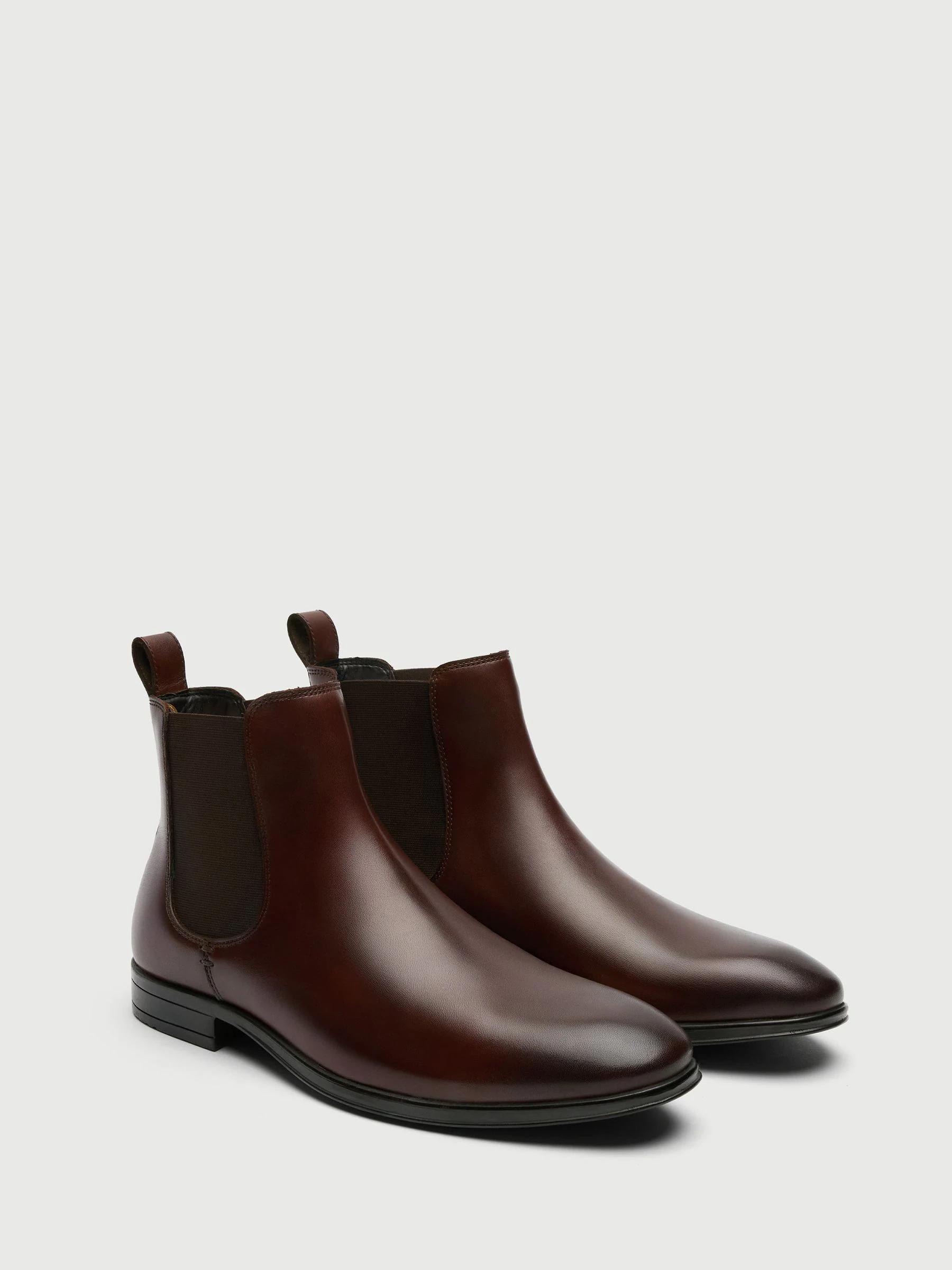 Walk London Leather Oscar Chelsea Boots