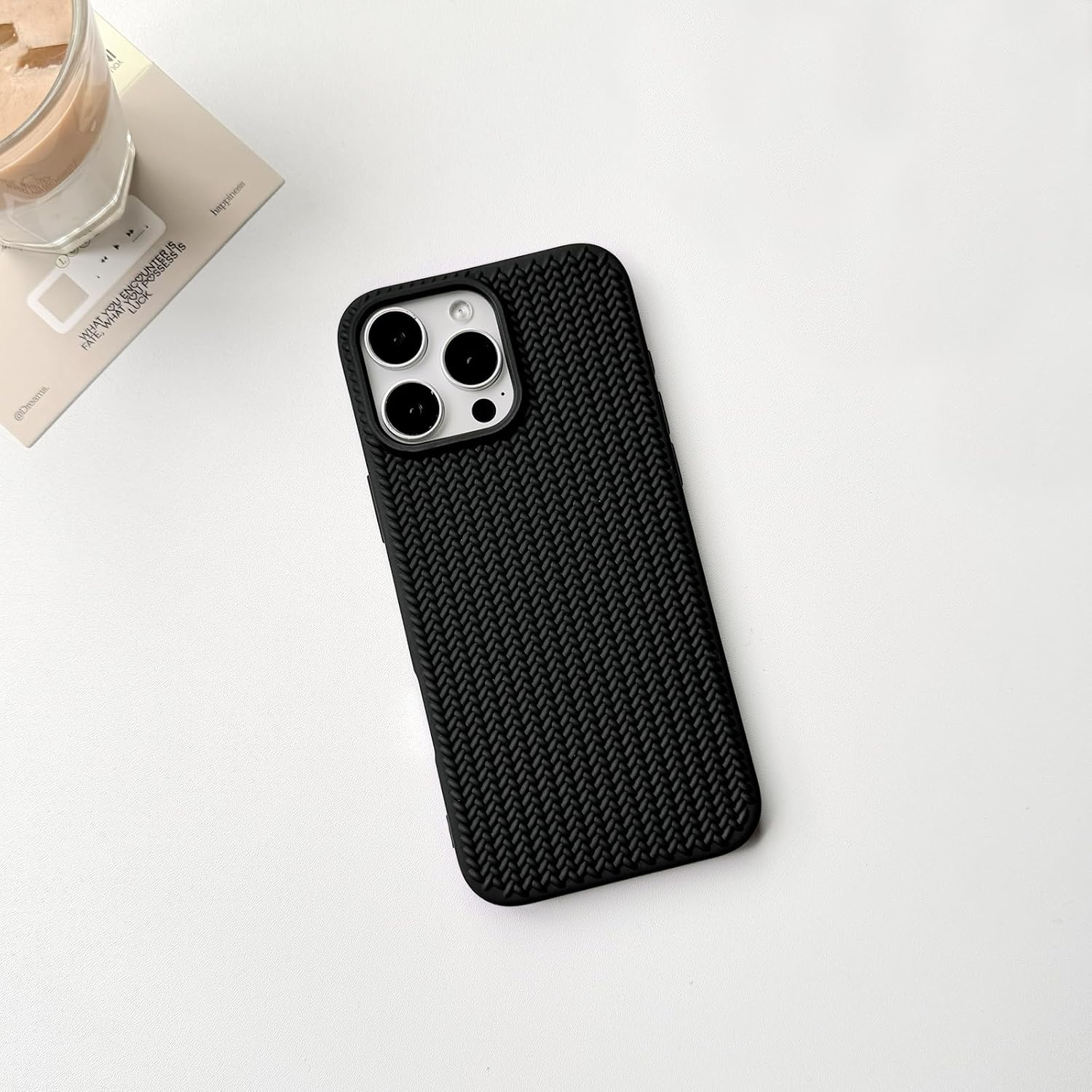 iPhone 16 Pro Max Gummi Case Schutzhülle Strickmuster - Schwarz (Matt)