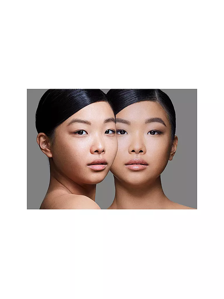 TOM FORD BEAUTY Traceless Soft Matte Foundation ( 24 / 7.0 Tawny )  braun