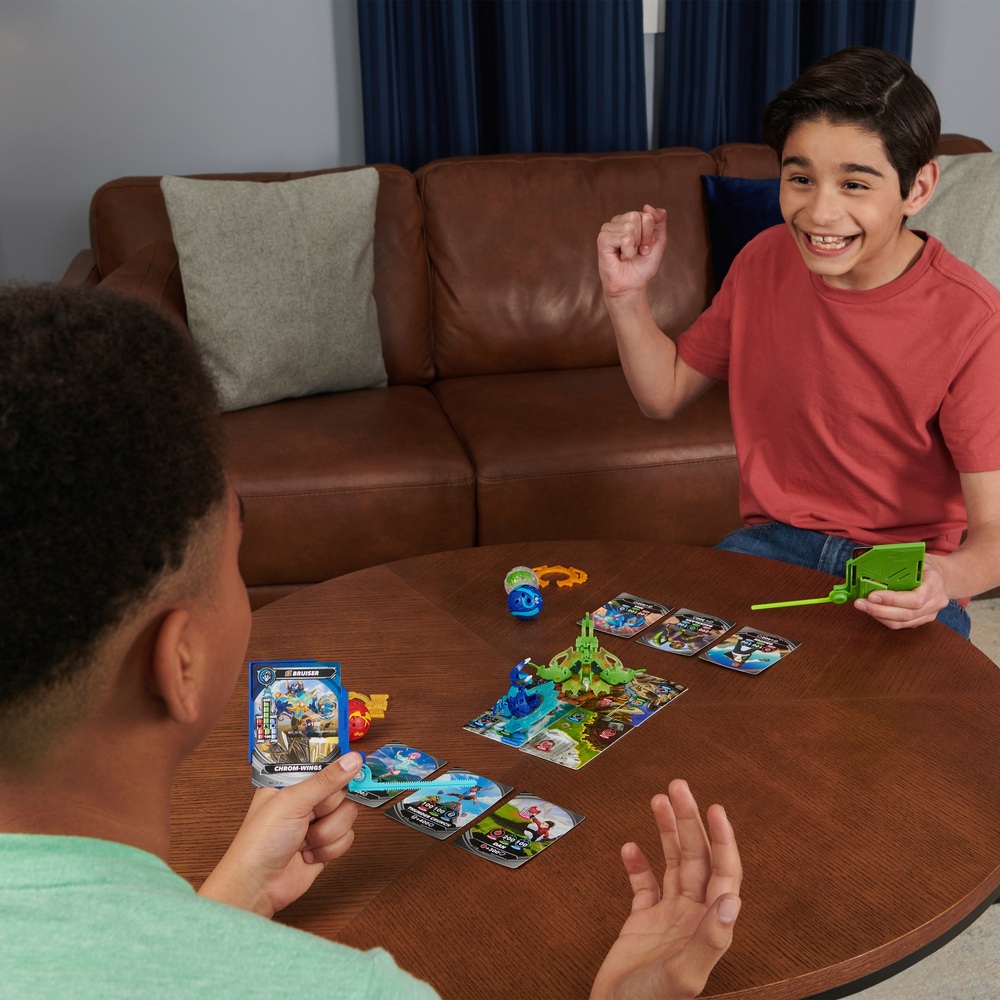 Bakugan Starter Pack Spezialangriff Mantis Titanium Dragonoid und Trox Figuren & Sammelkarten