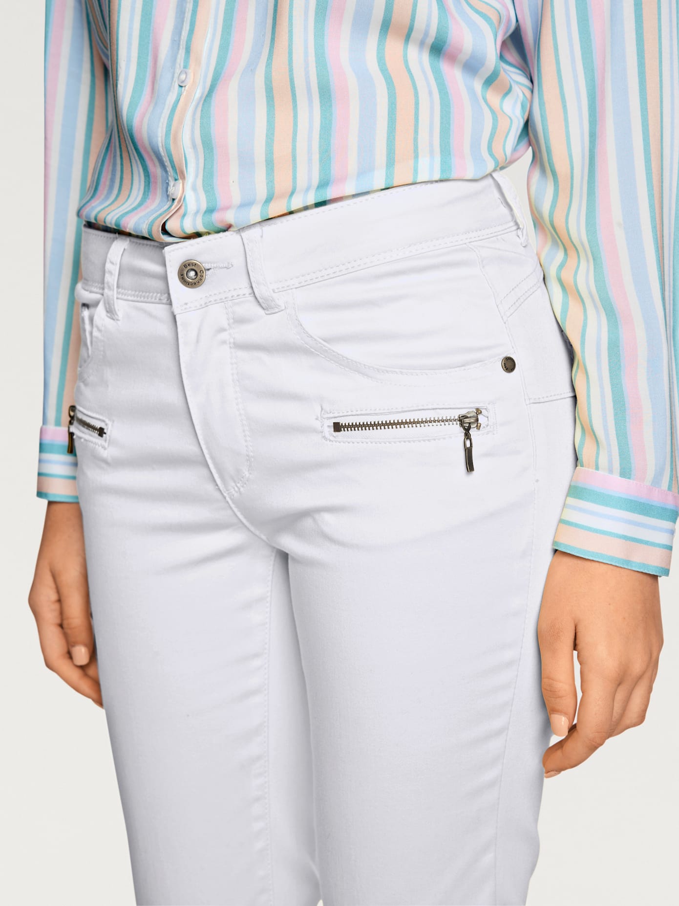 Jeans effet ventre plat coupe skinny tendance