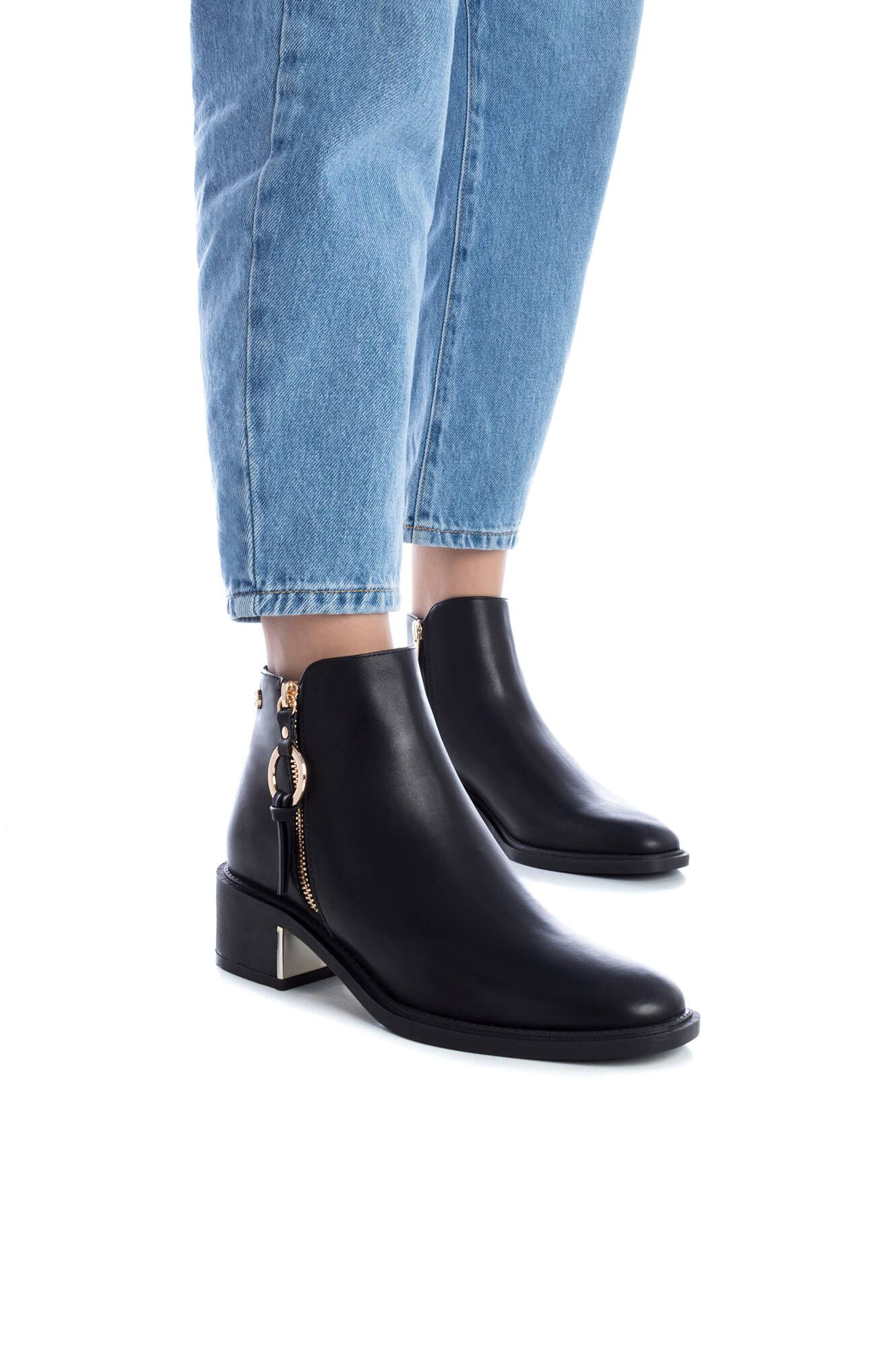 Botas de cano curto femininas