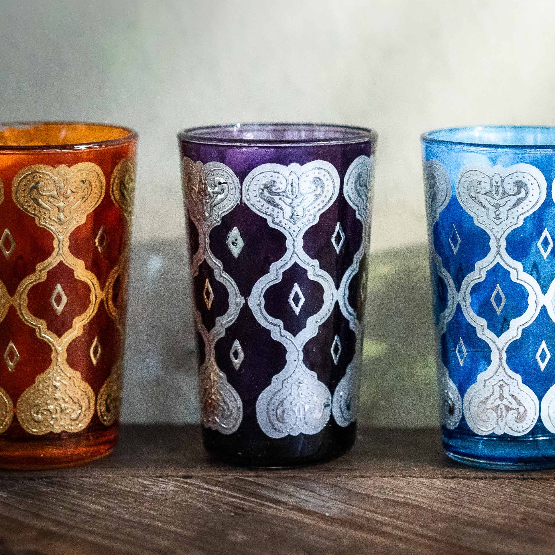 Teeglas 'Jakar' lila-silber, H 9 cm, Ø 5,5 cm zu 4,80