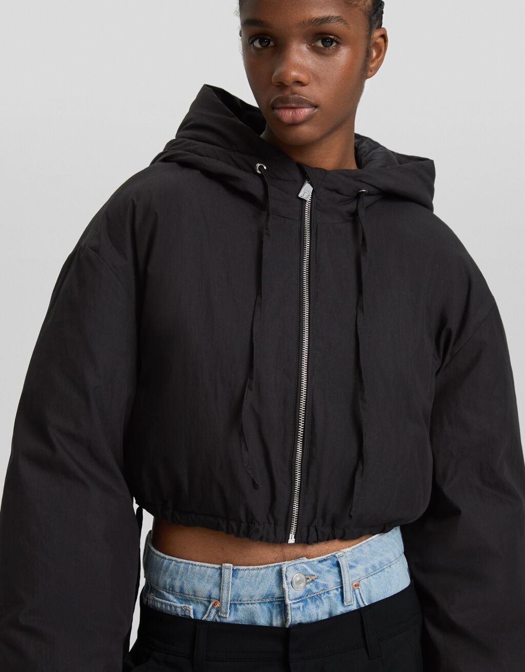Jaqueta puffer com capuz