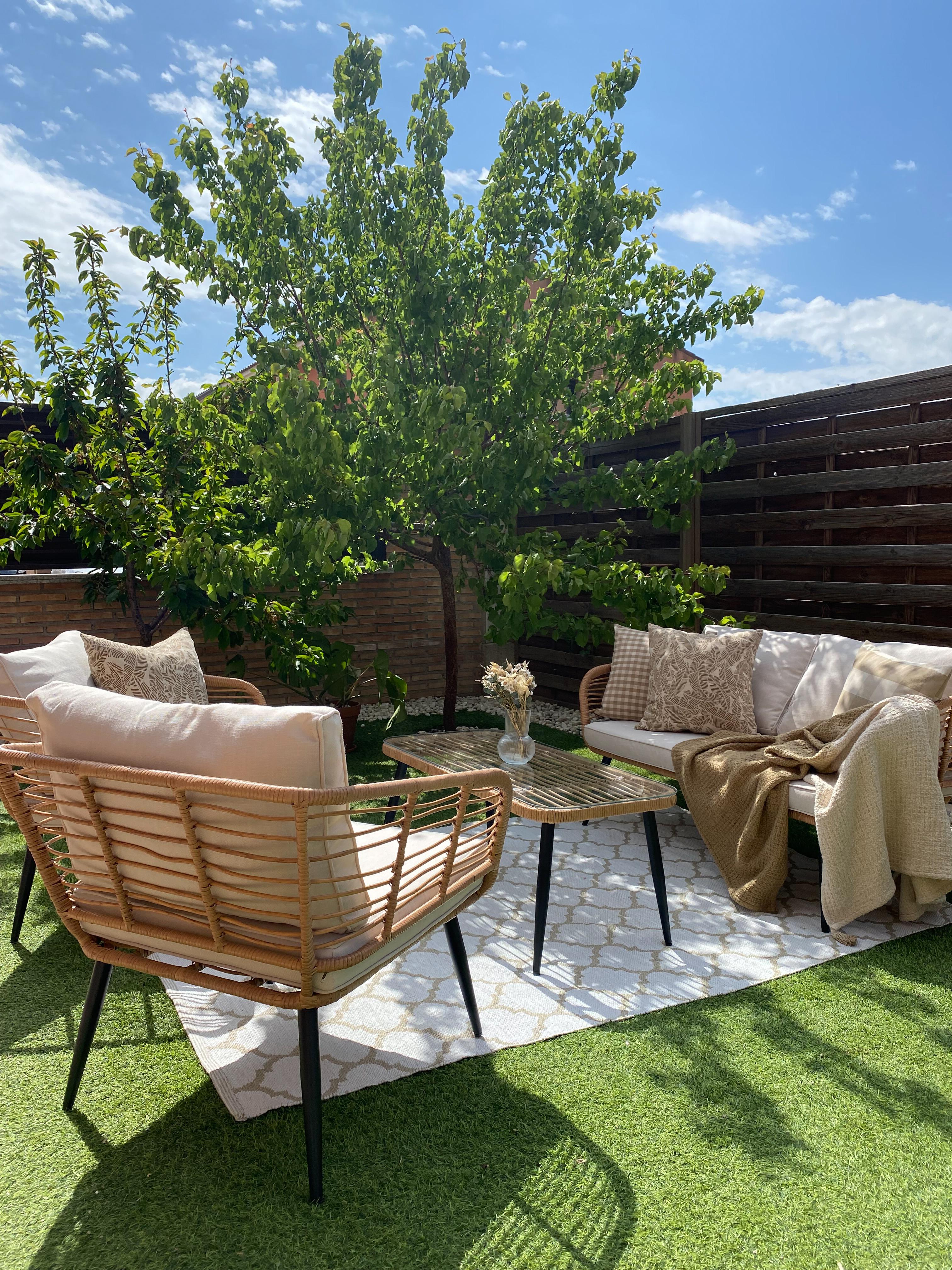 Loungeset met tafel 4-zits CORINTH II PE rotan Natuurlijk