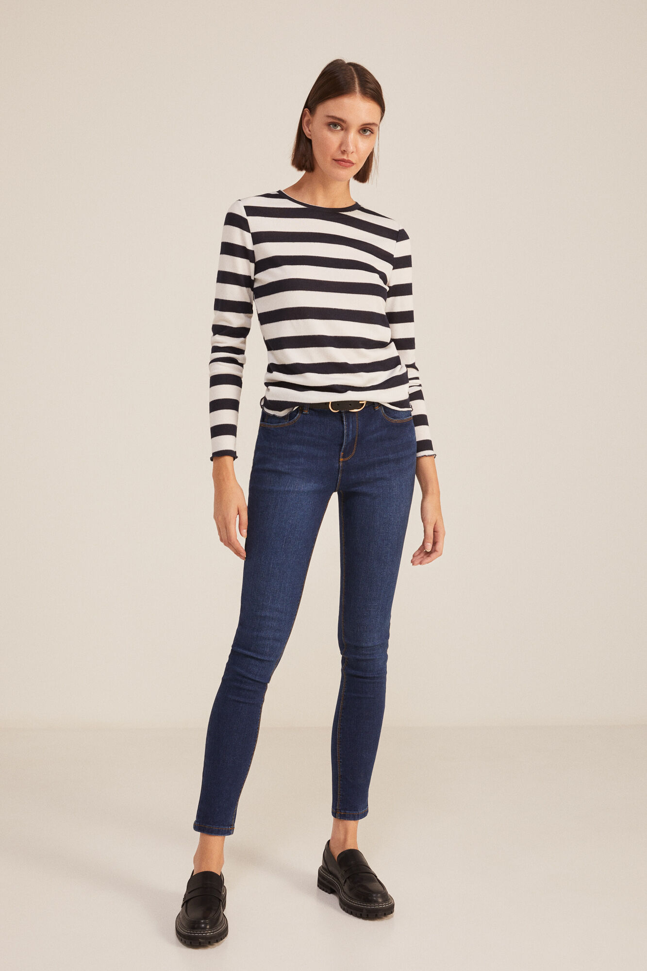Calça jeans slim com lavagem sustentável - azul médio