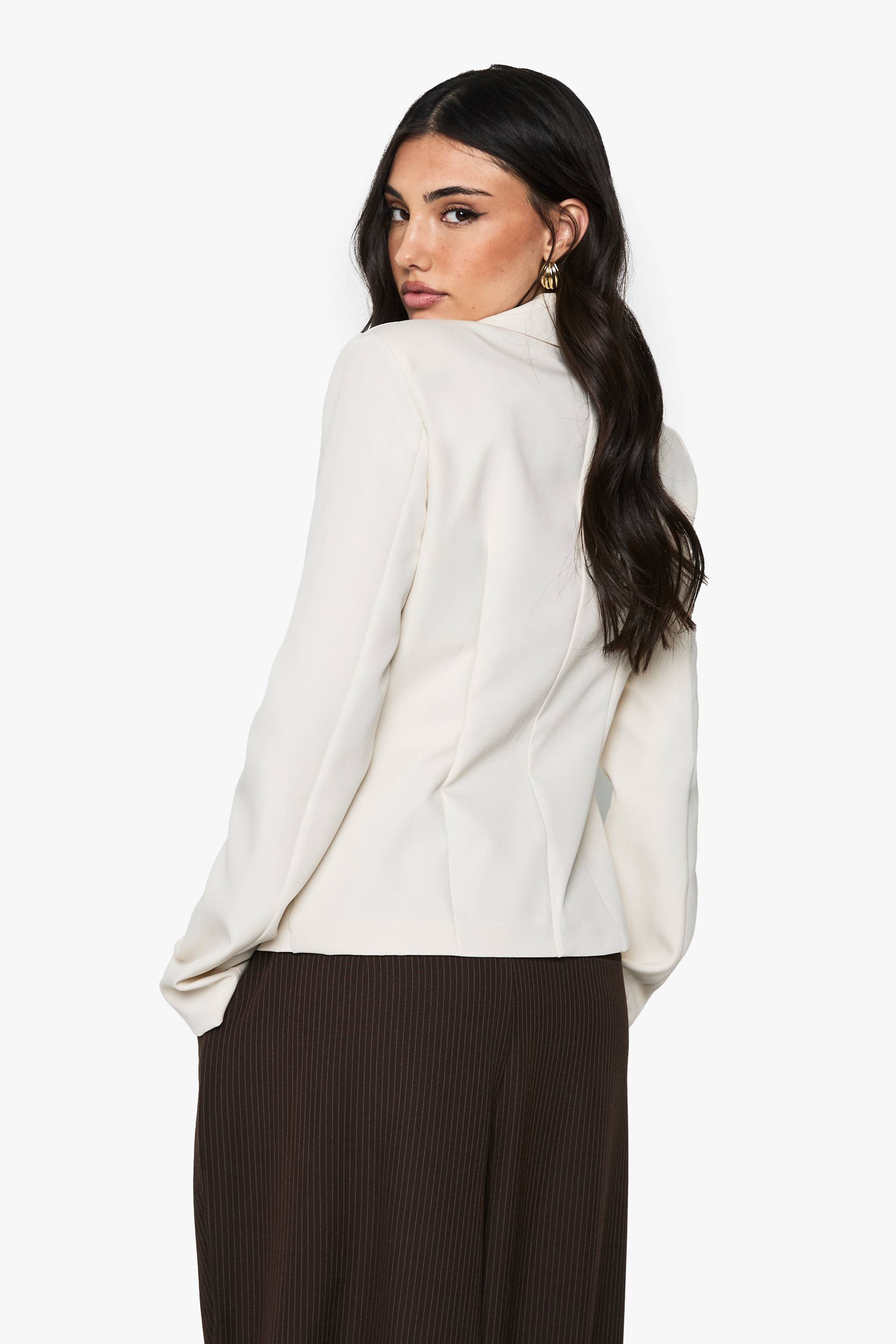 boohoo Blazer Cintré Ajusté à Détails Boutons