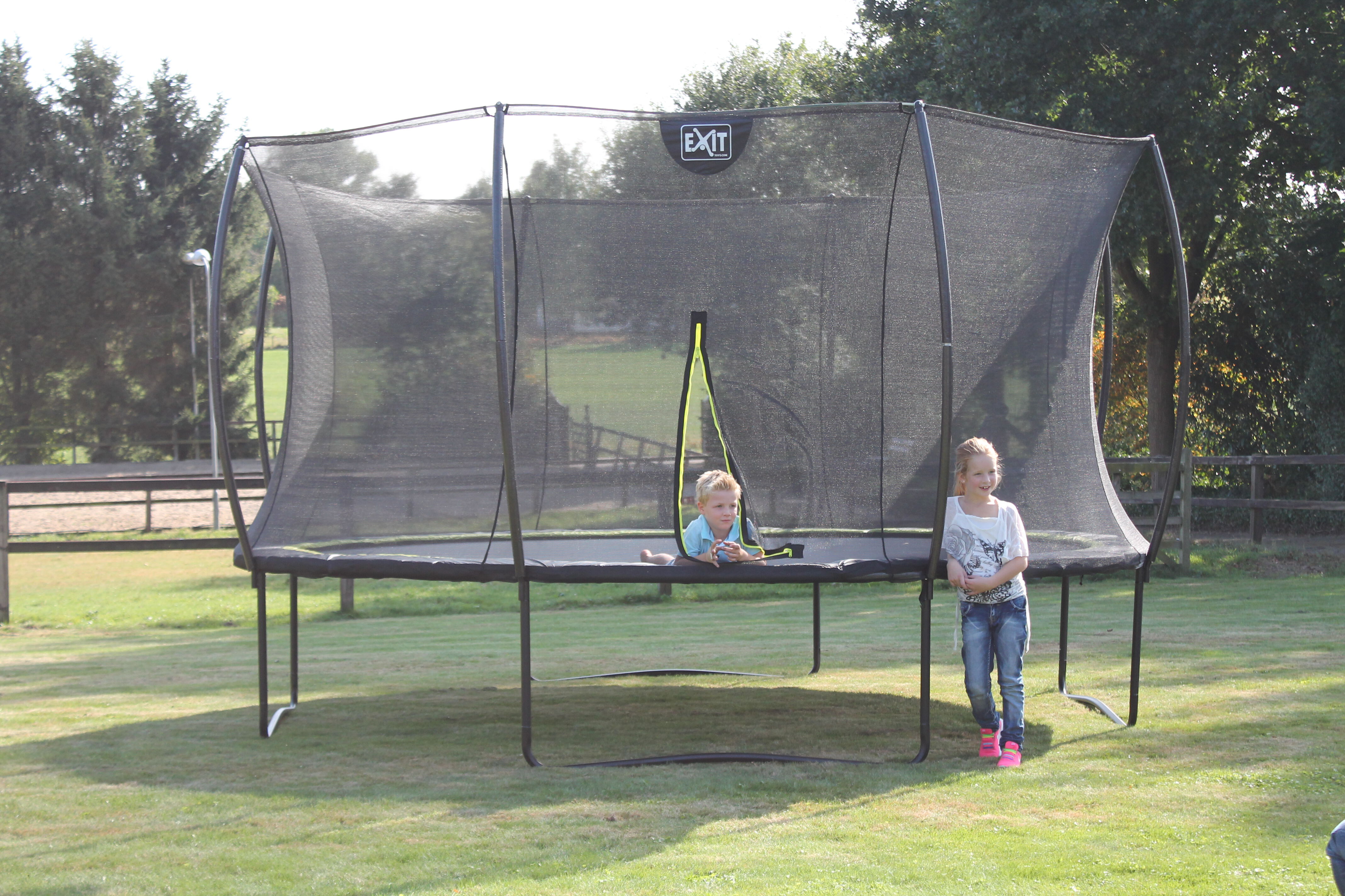 EXIT Silhouette - Trampoline - Limegroen - 427 cm