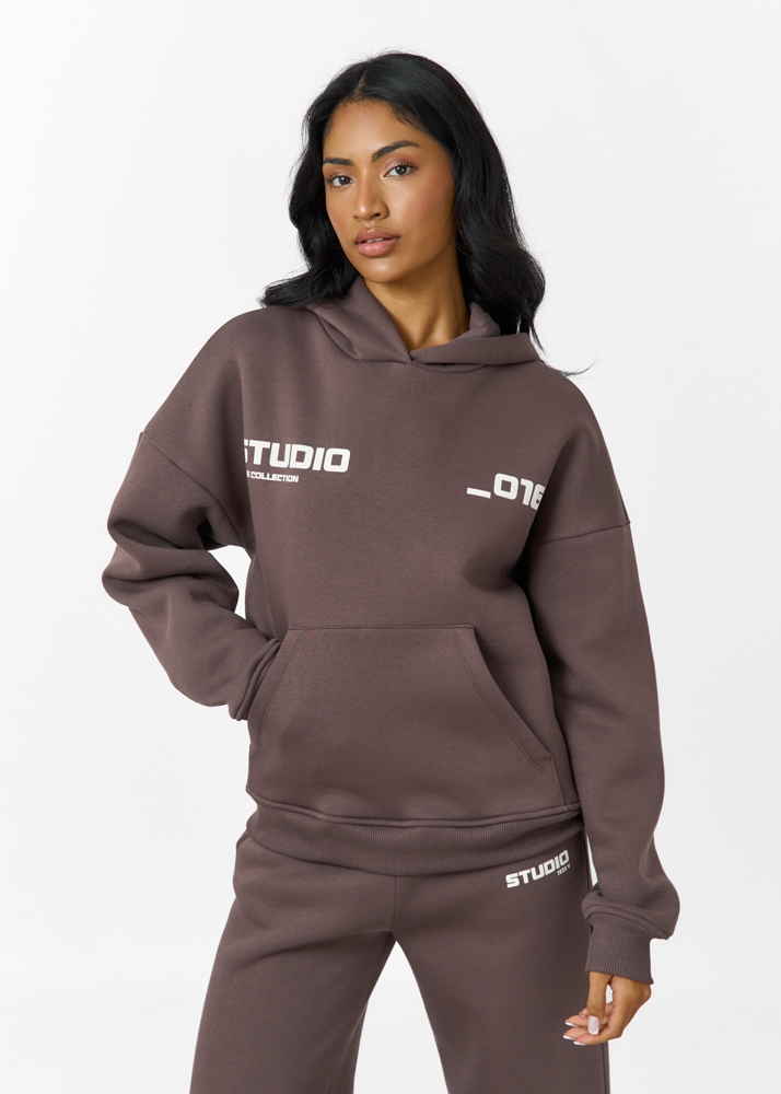Studio base hoodie choco bruin