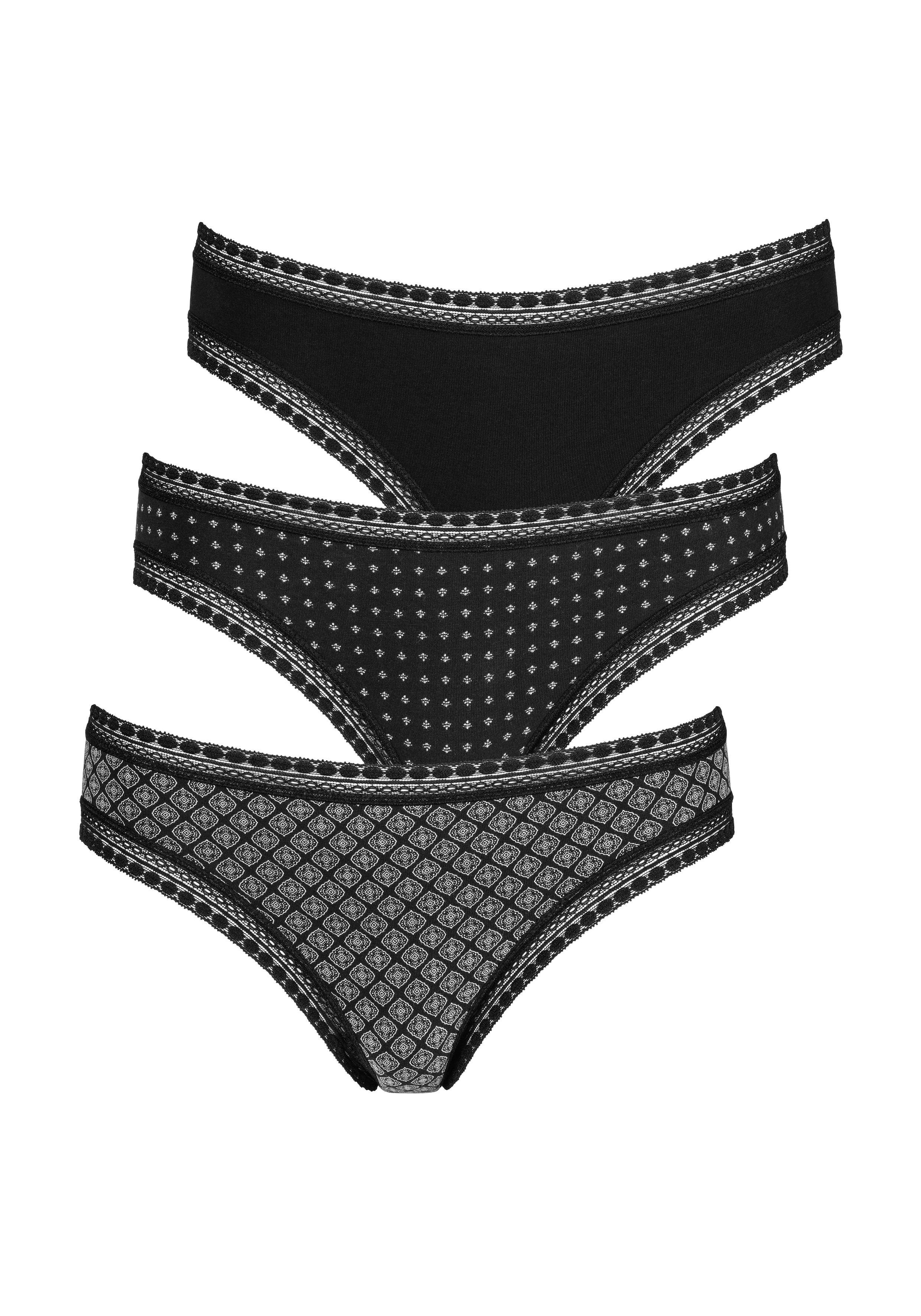 LASCANA Brasilslip , aus elastischer Baumwolle mit weicher Spitze