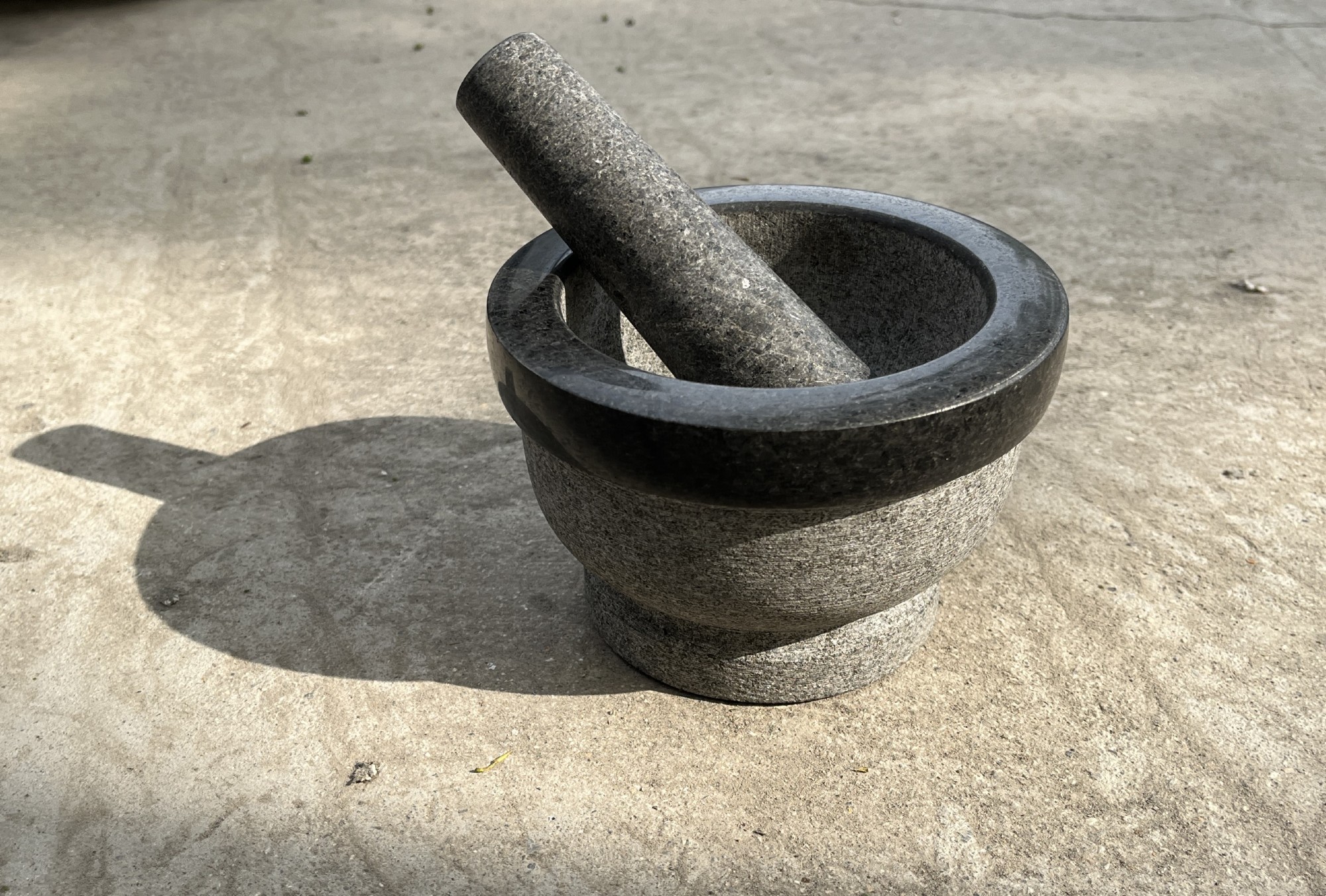 Mörser 'Tundra', aus Granit, Ø 15 cm, H 10 cm zu 18,50