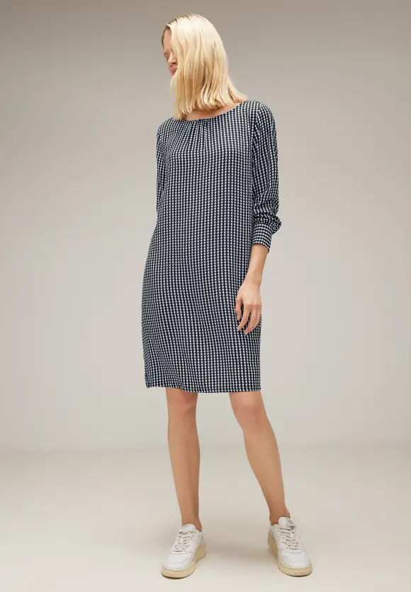 Viskosekleid mit Muster - deep blue