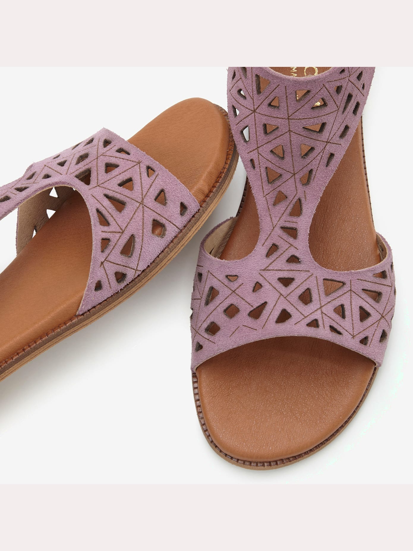 Sandales cuir de qualité, très doux et confortable