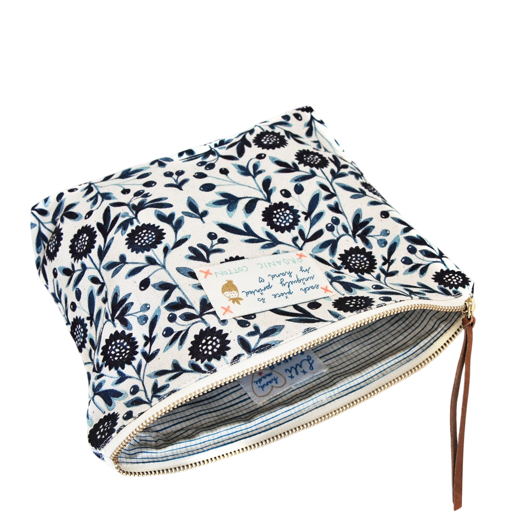 Pouch 