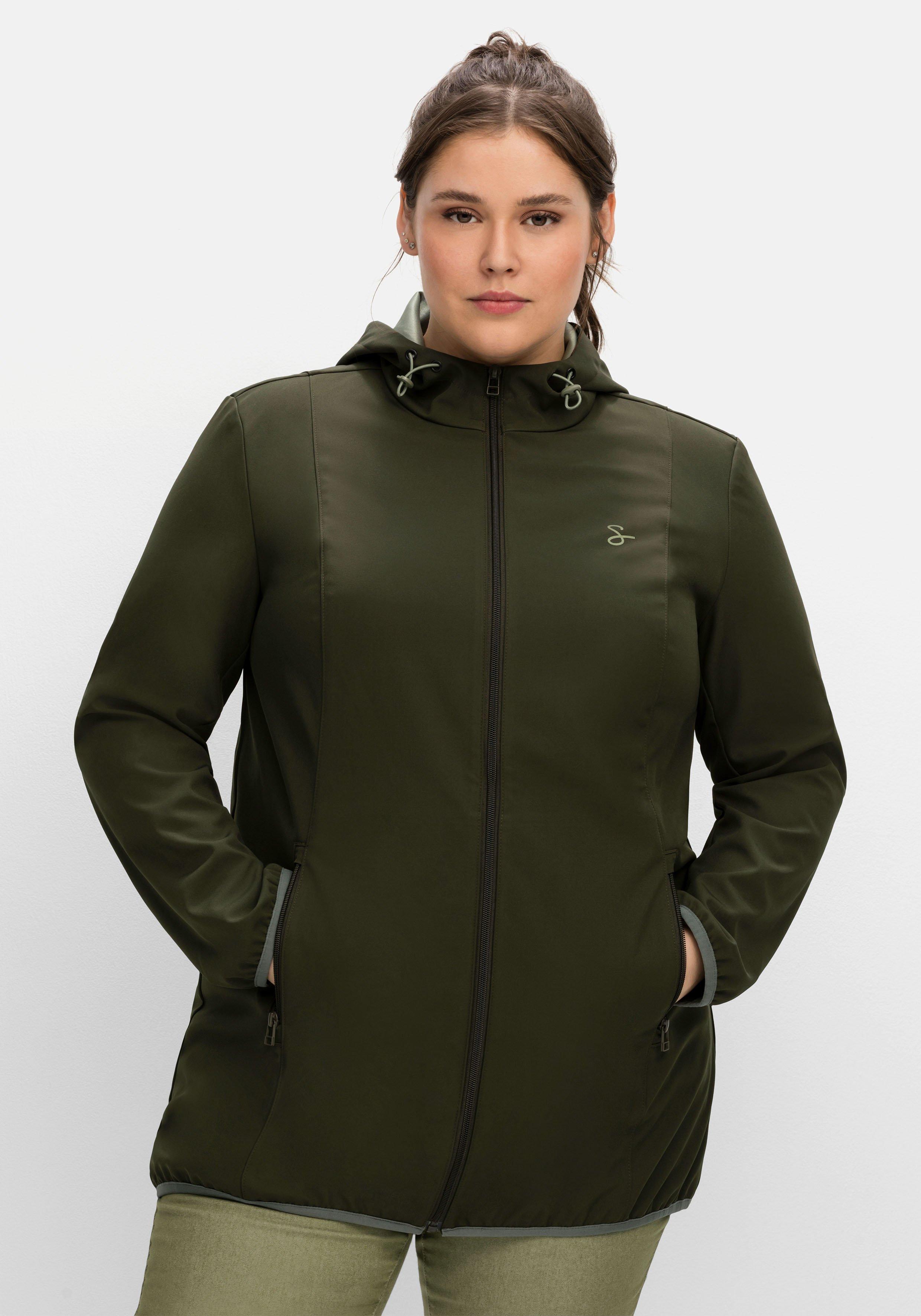Softshelljacke mit Kapuze und Kontrastdetails