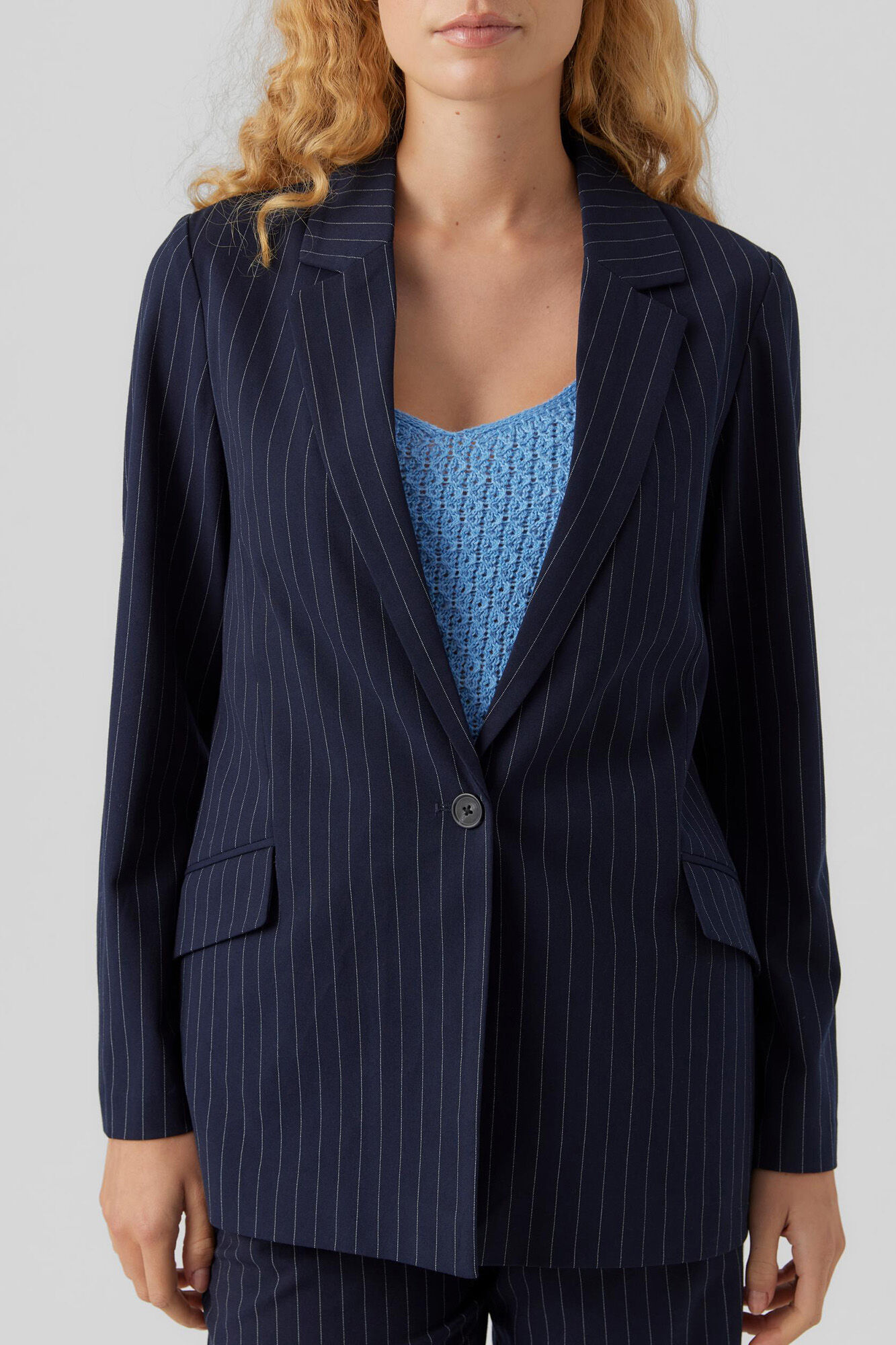 Blazer comprido com quatro botões - Azul marinho