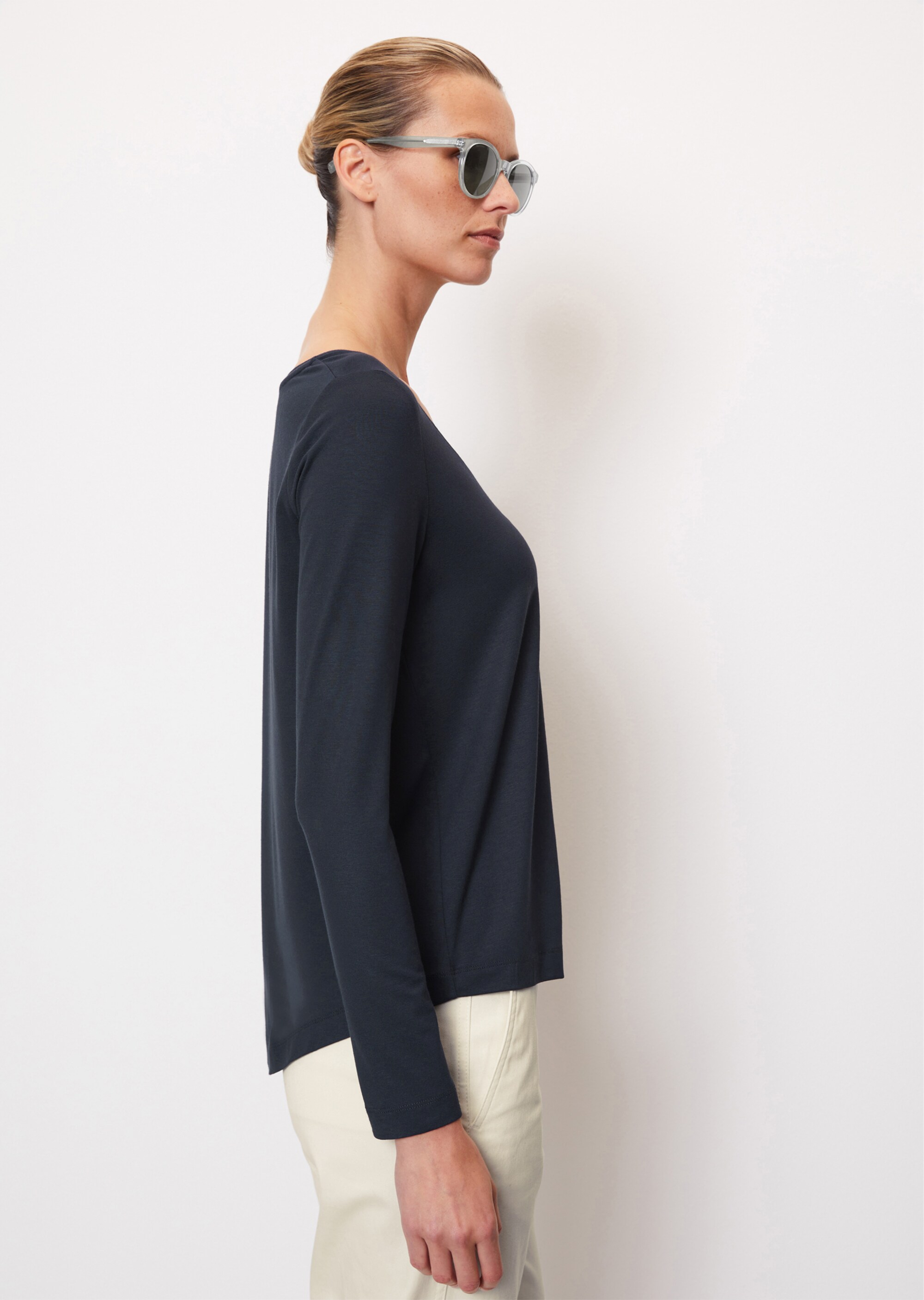 V-Neck-Longsleeve loose aus LENZING™ ECOVERO™