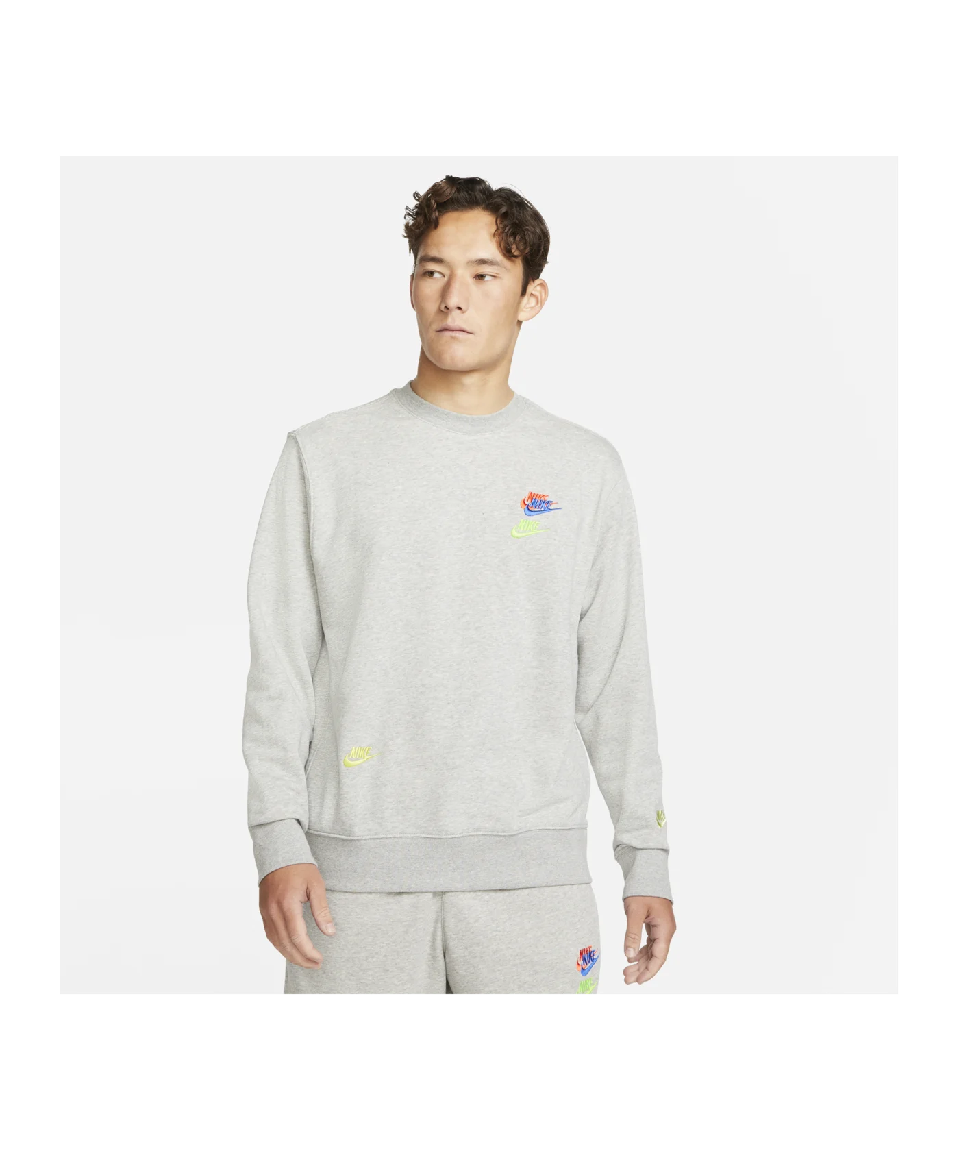 Nike Essential French Terry Crew Sweatshirt F063