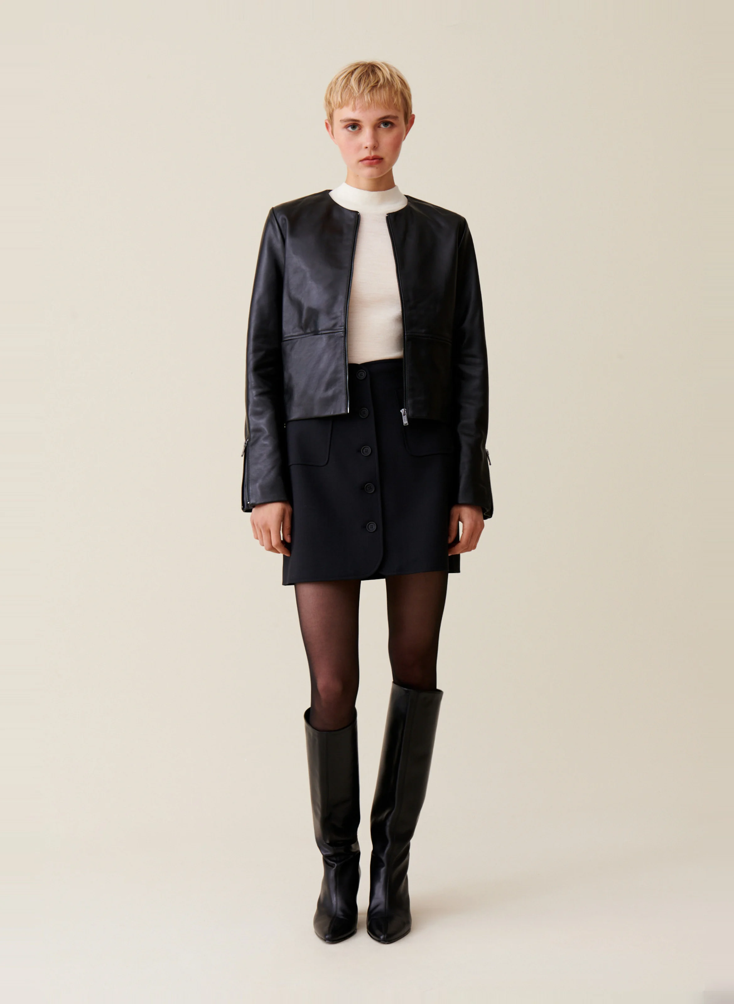 Veste en cuir courte| Noir