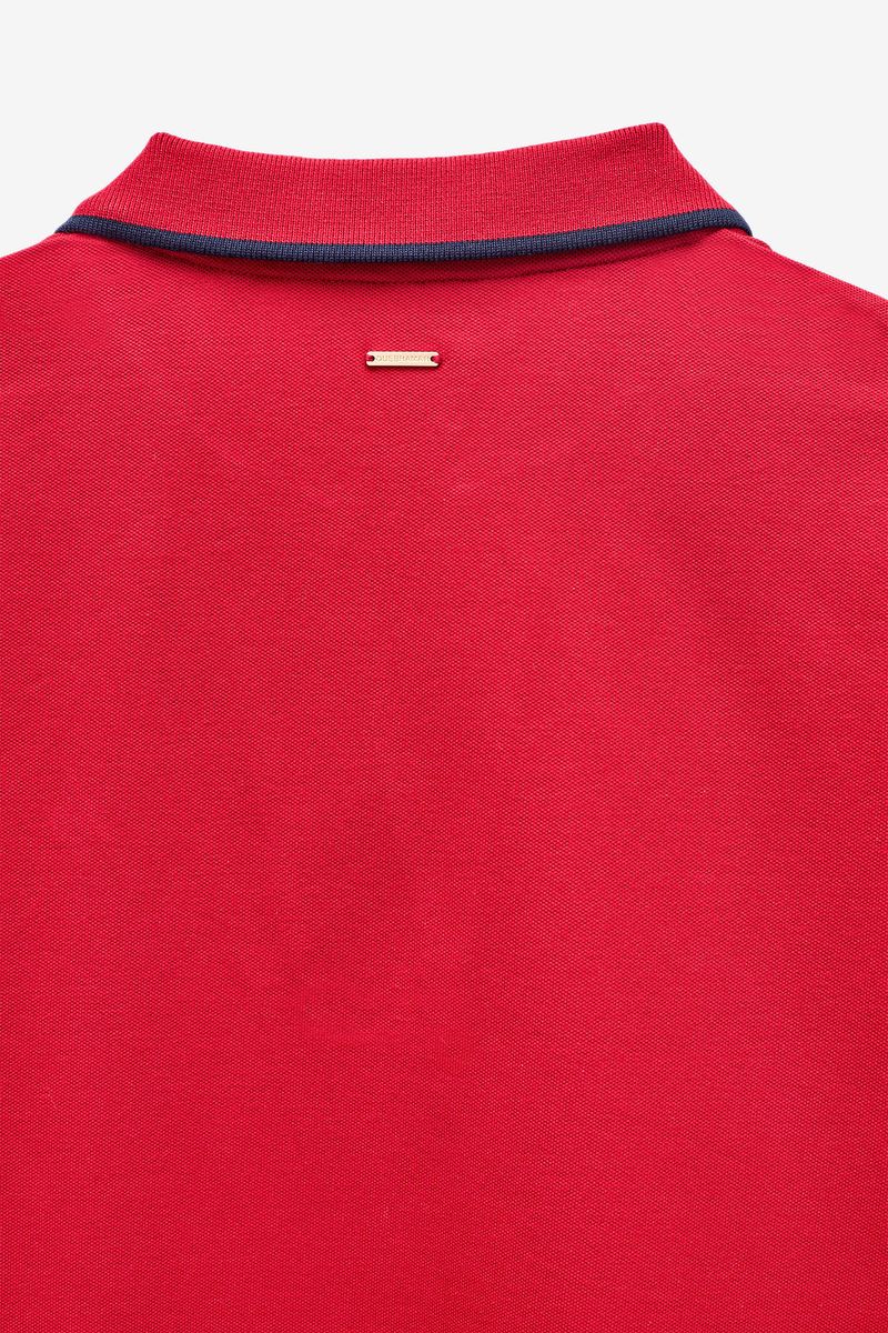 POLO EM PIQUET COM CONTRASTE