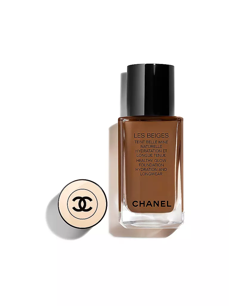 CHANEL FEUCHTIGKEITSSPENDENDE FOUNDATION MIT LANGEM HALT FÜR EINEN NATÜRLICH FRISCHEN TEINT 30ML braun