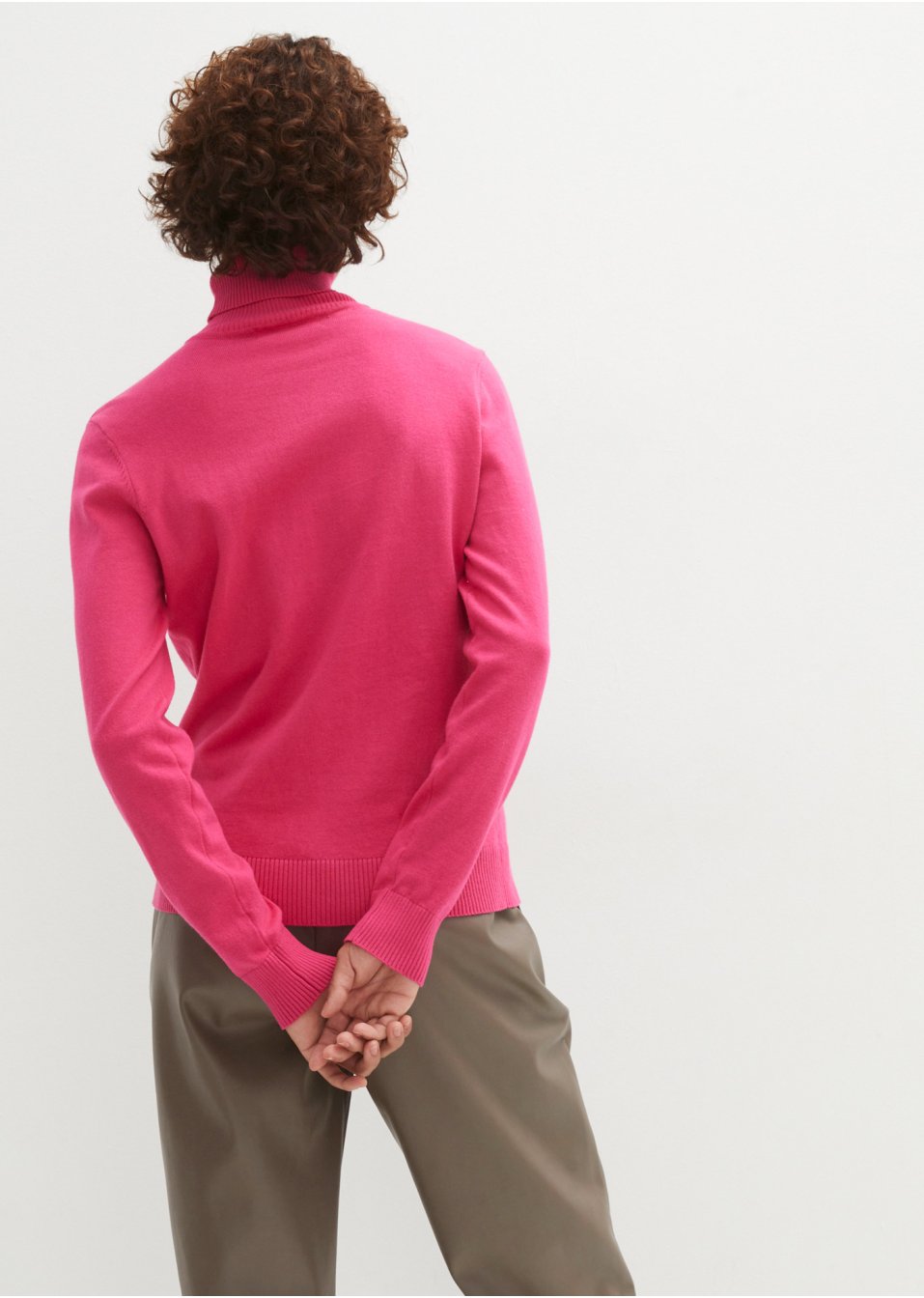 Pull col roulé