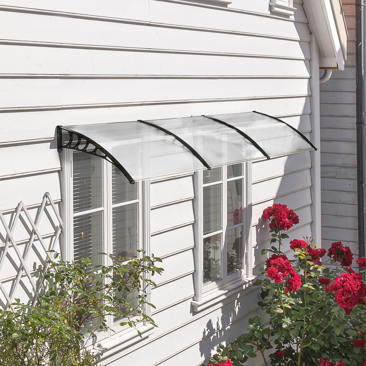 Outsunny Voordeurluifel 90 x 295 cm, Schuine boogluifel met UV-bescherming, Polycarbonaat zonwering en regenbescherming voor buitengebruik, Wit
