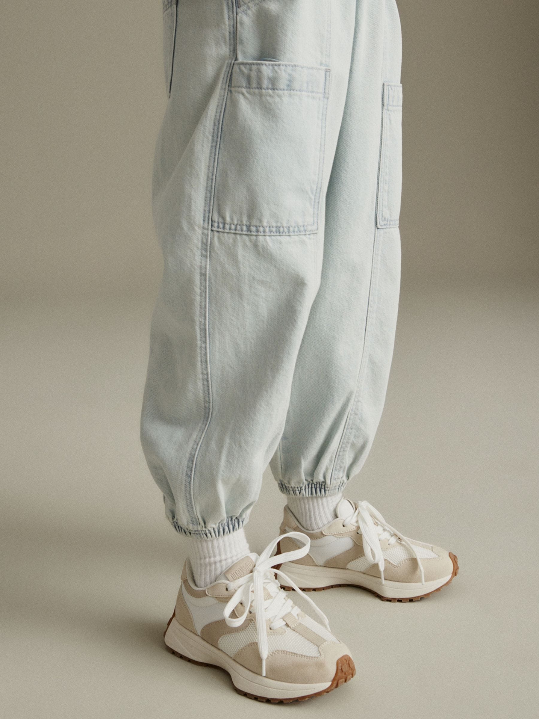 Wit neutraal - Vetersneakers met dikke zool