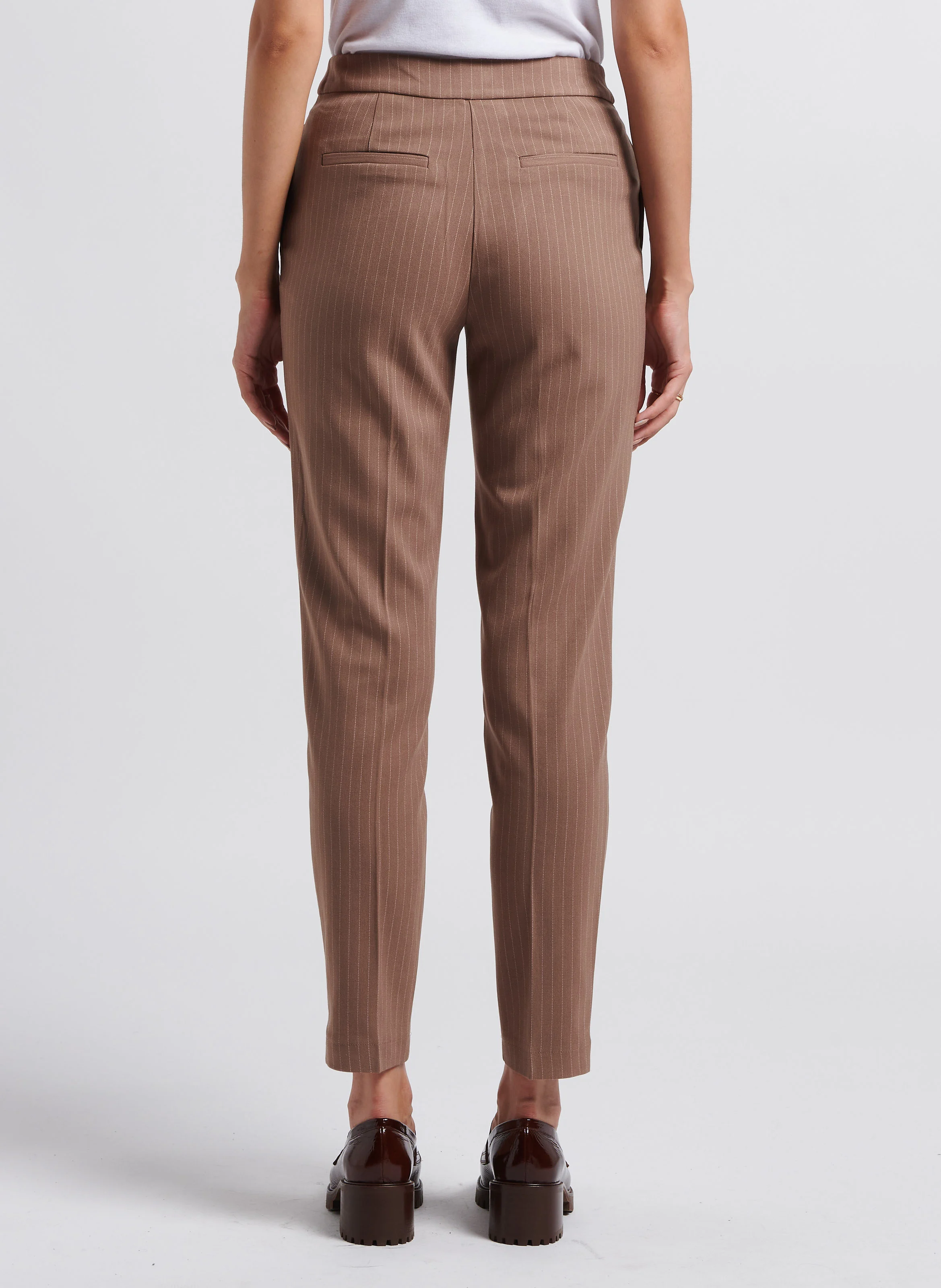 STRIKER - Pantalon taille haute fuselé | Marron