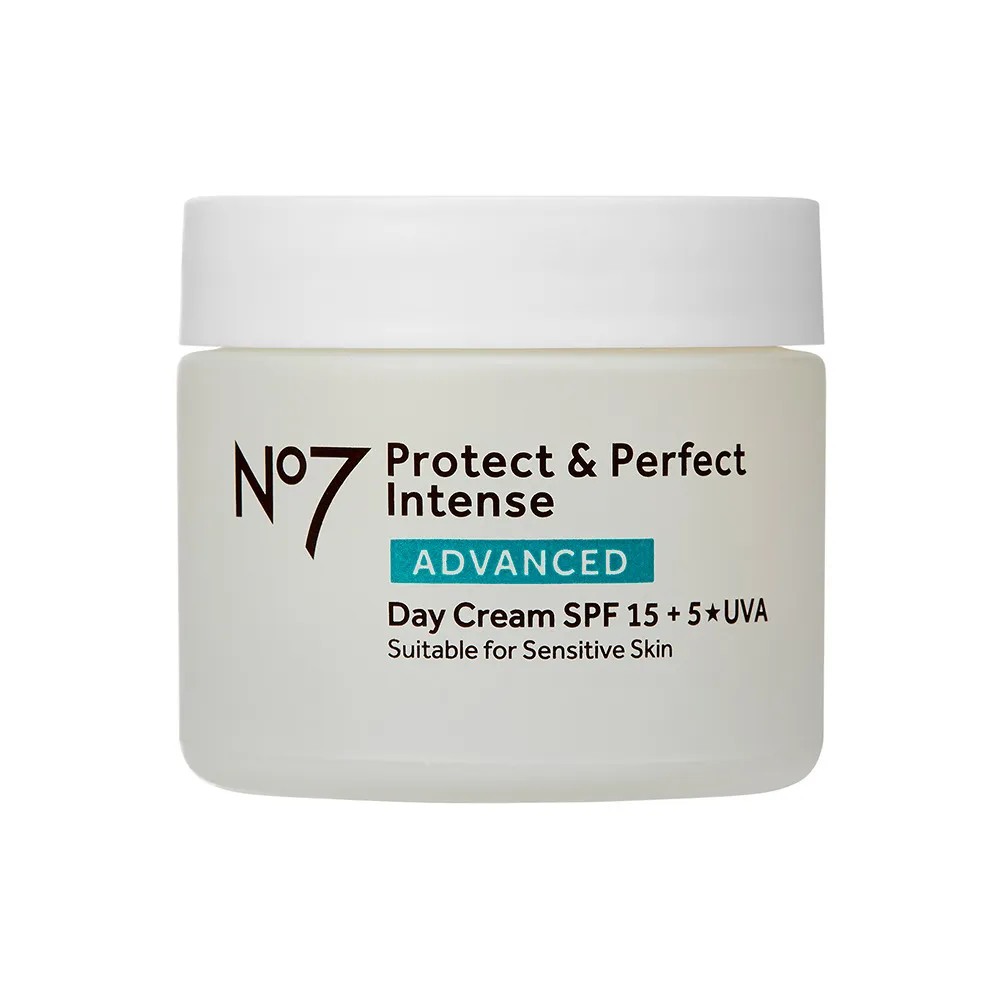 No7 Protect & Perfect Intense Advanced Day Cream SPF15 - 50 ml.