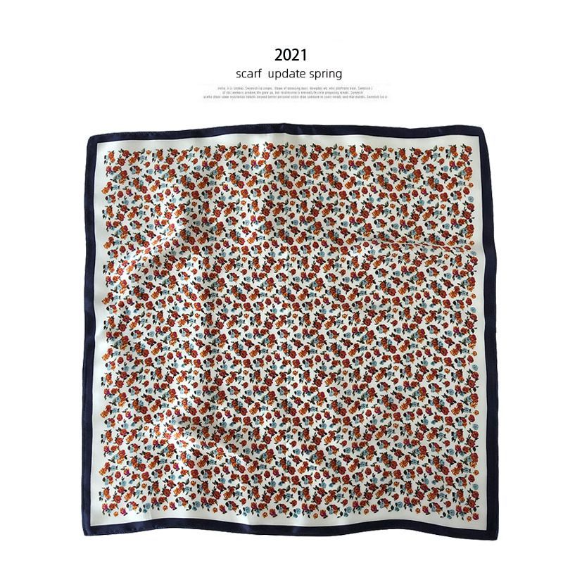 Frior - Zijden sjaal met bloemenprint