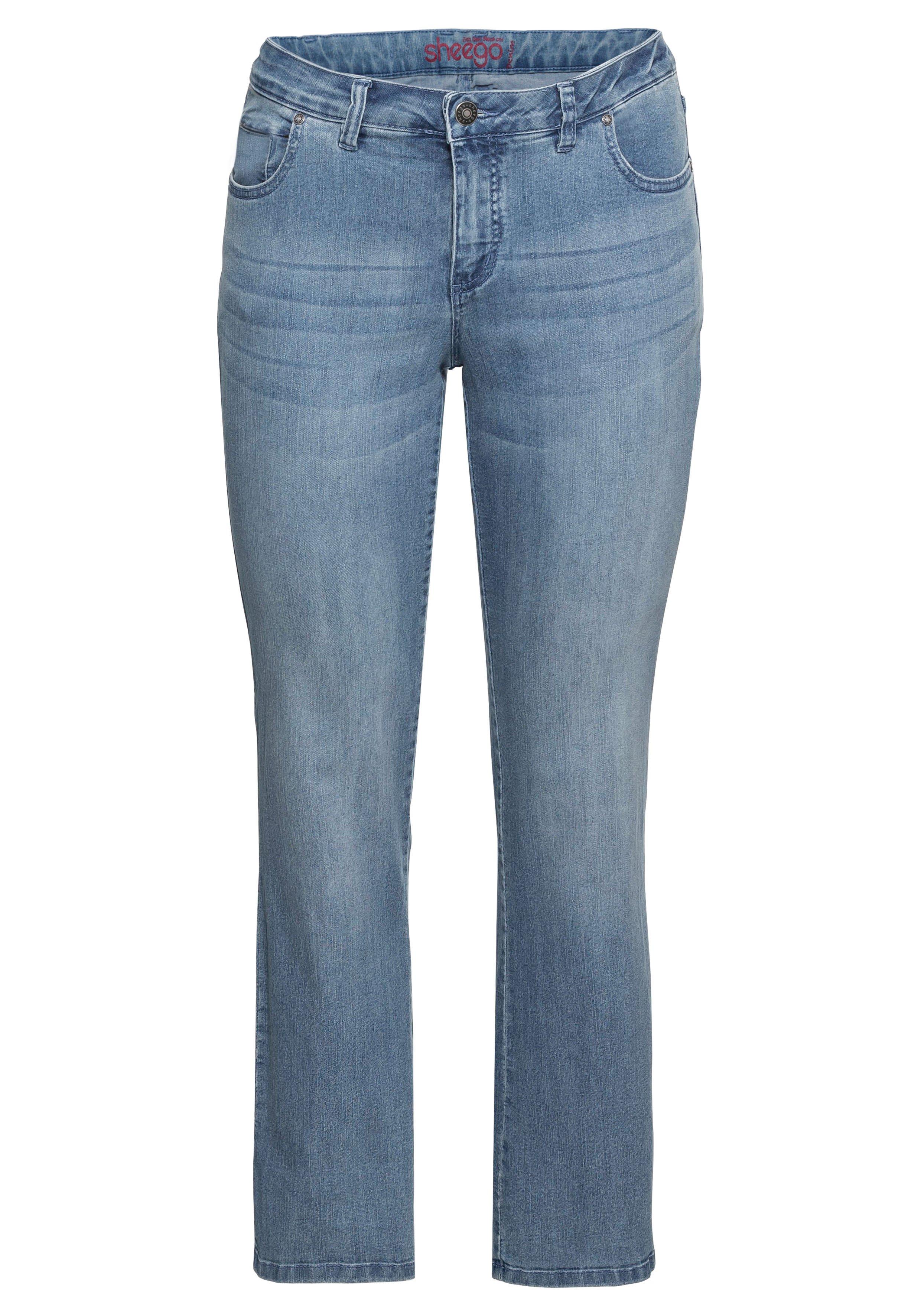 Bootcut-Jeans in 5-Pocket-Form, mit Used-Effekten