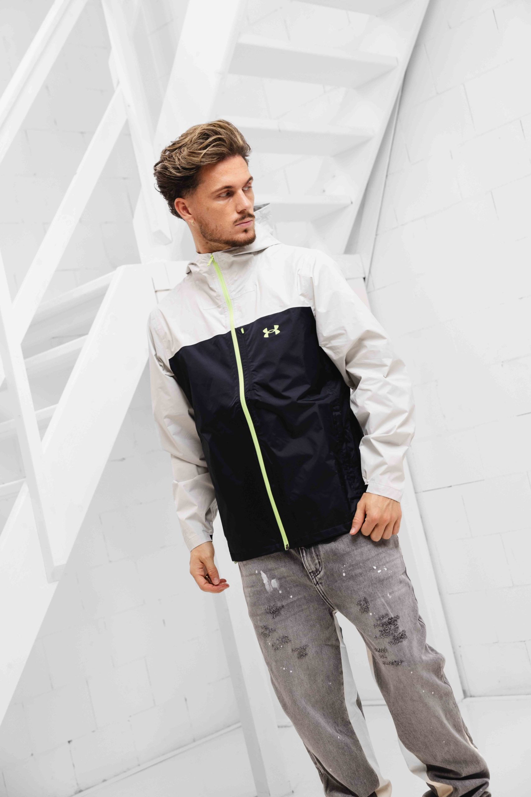 Under Armour Stormproof Cloudstrike Windbreaker Heren Wit/Zwart